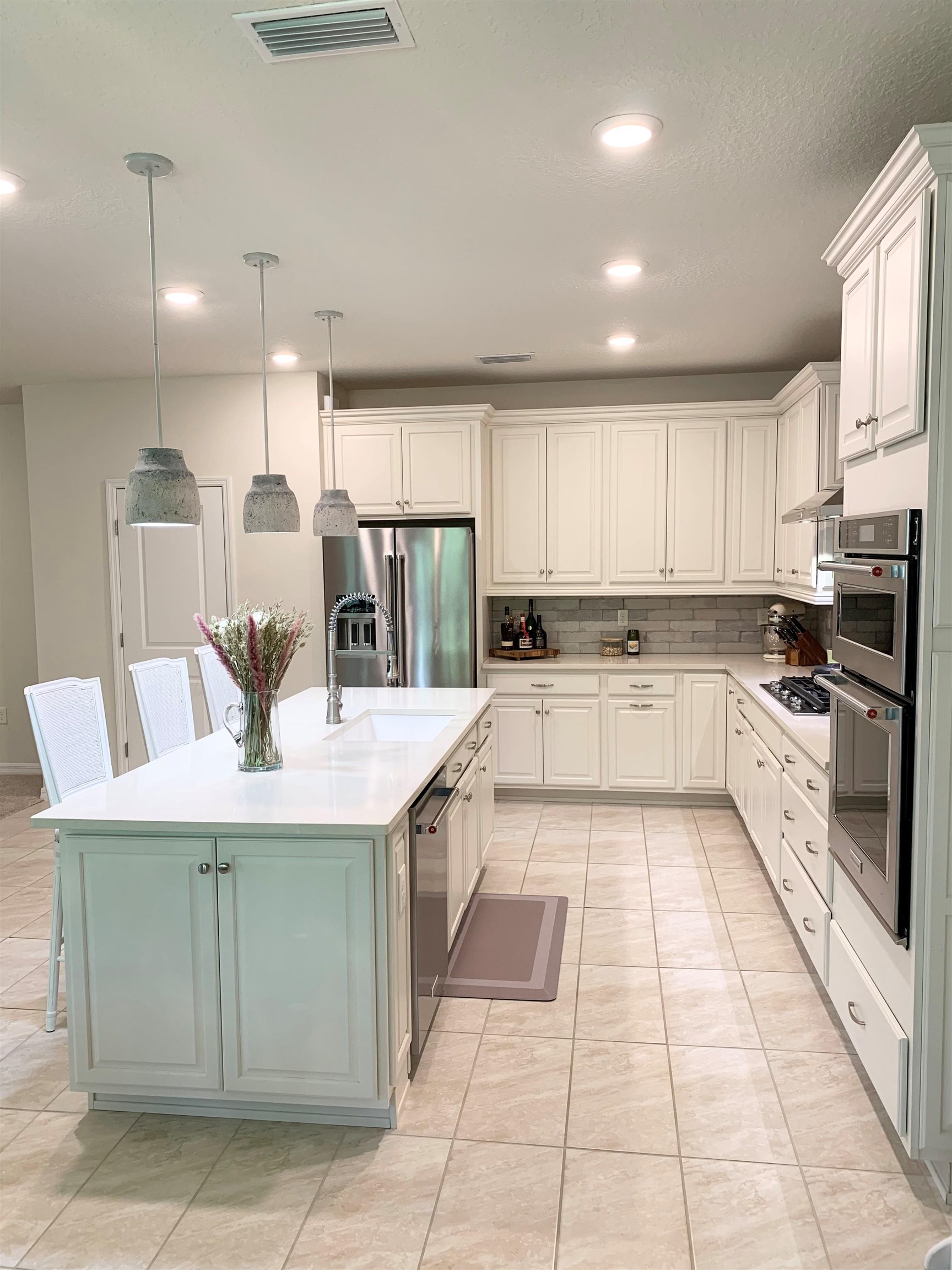 Image 14 of 72 For 165 Myrtle Oak Ct