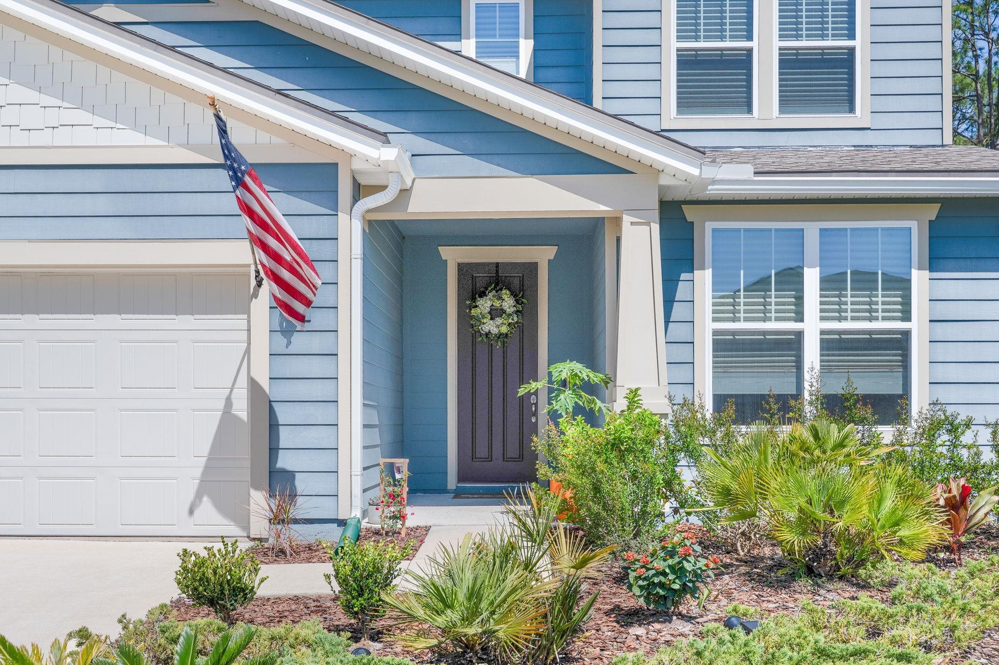 Image 4 of 72 For 165 Myrtle Oak Ct