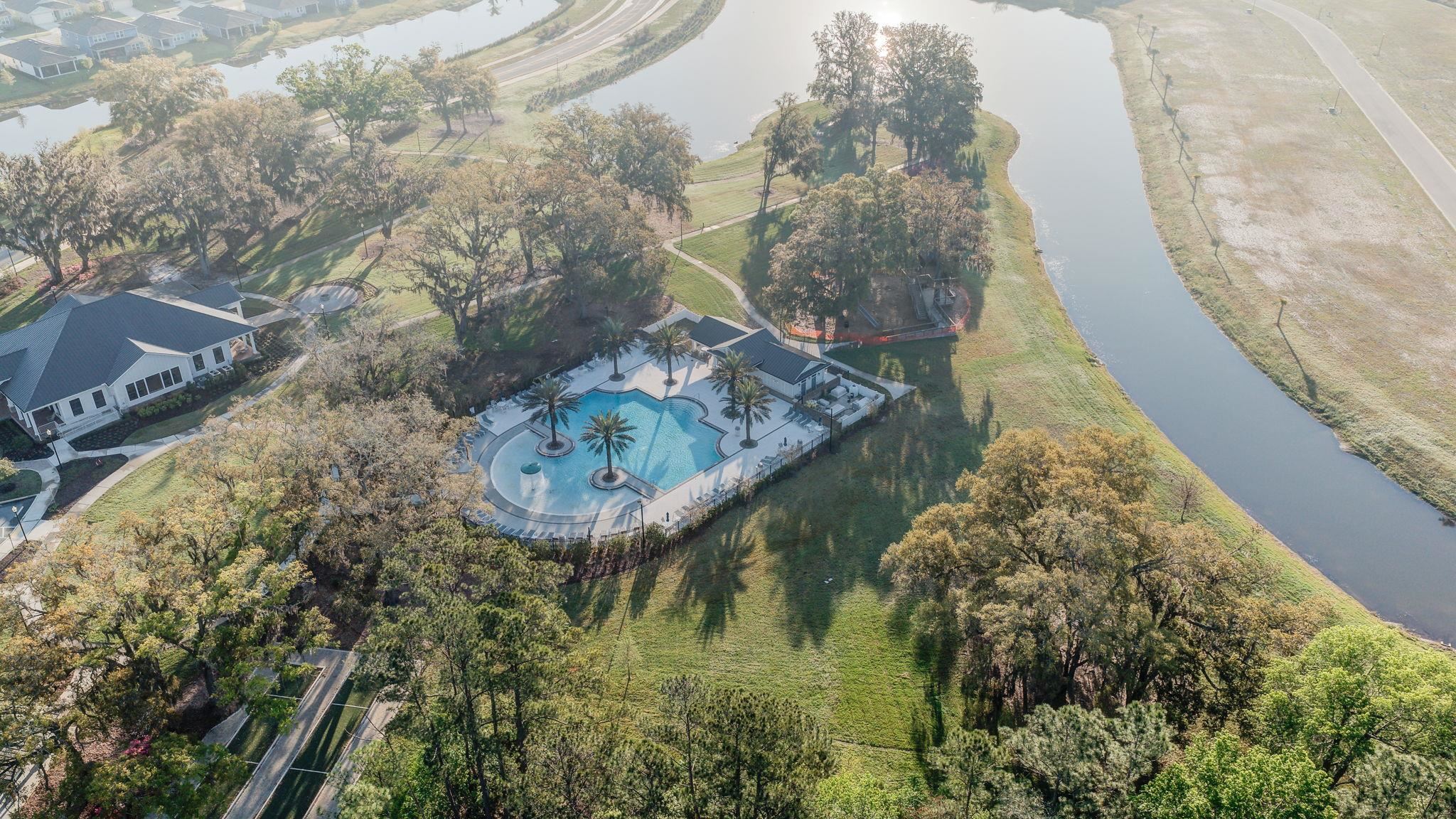 Image 48 of 72 For 165 Myrtle Oak Ct