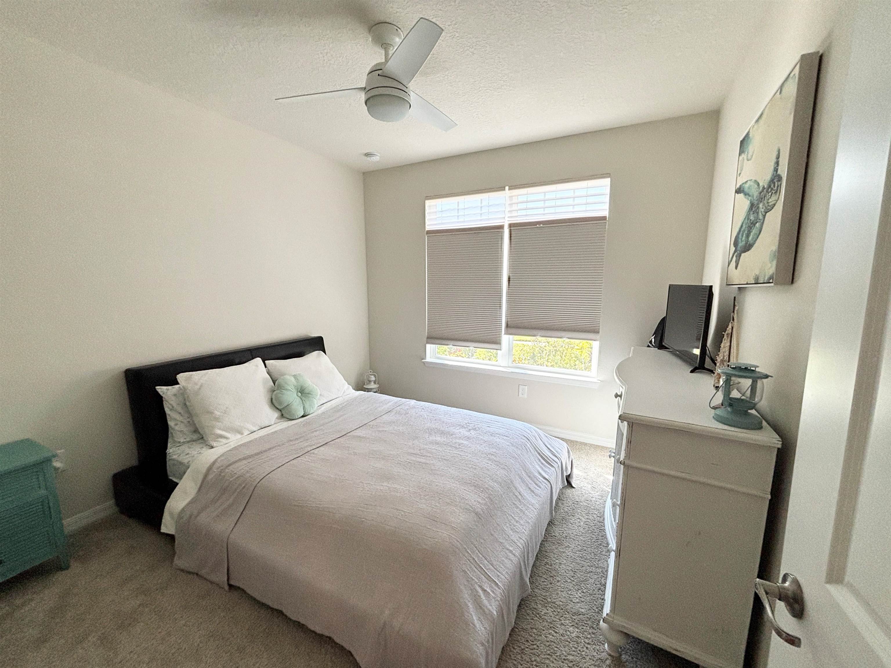 Image 7 of 72 For 165 Myrtle Oak Ct