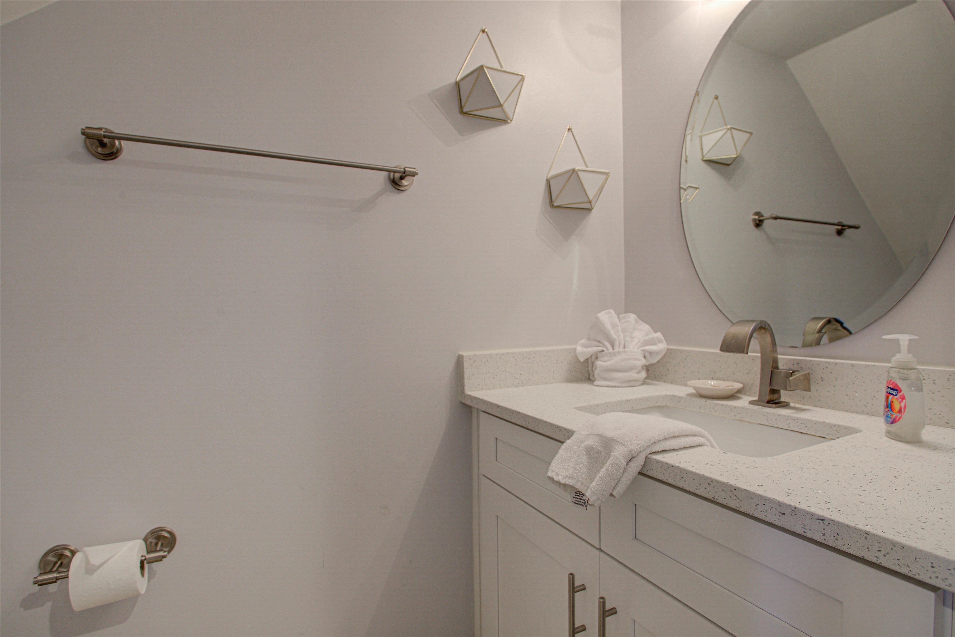 Image 13 of 23 For 390 A1a Beach Blvd  43