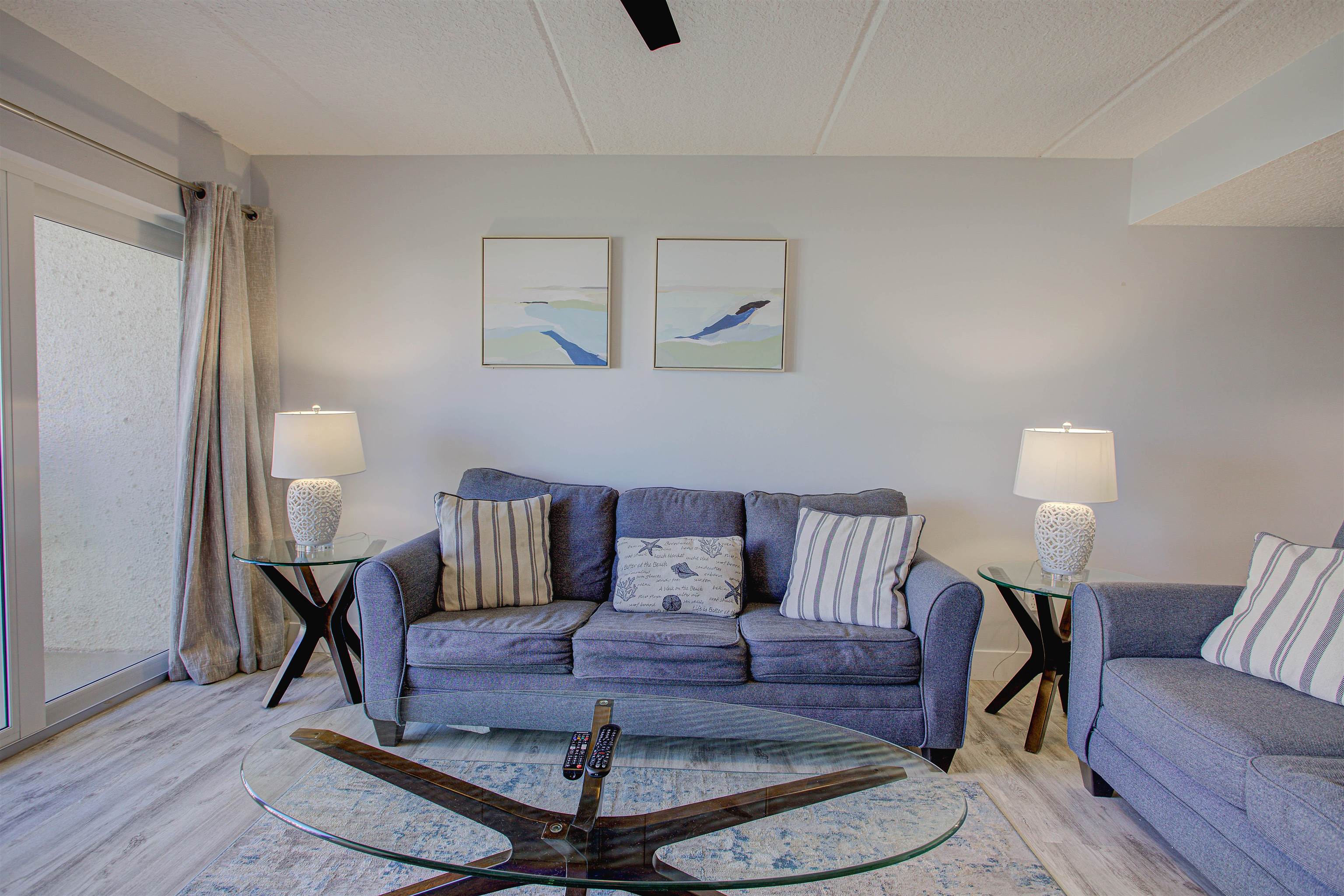 Image 6 of 23 For 390 A1a Beach Blvd  43