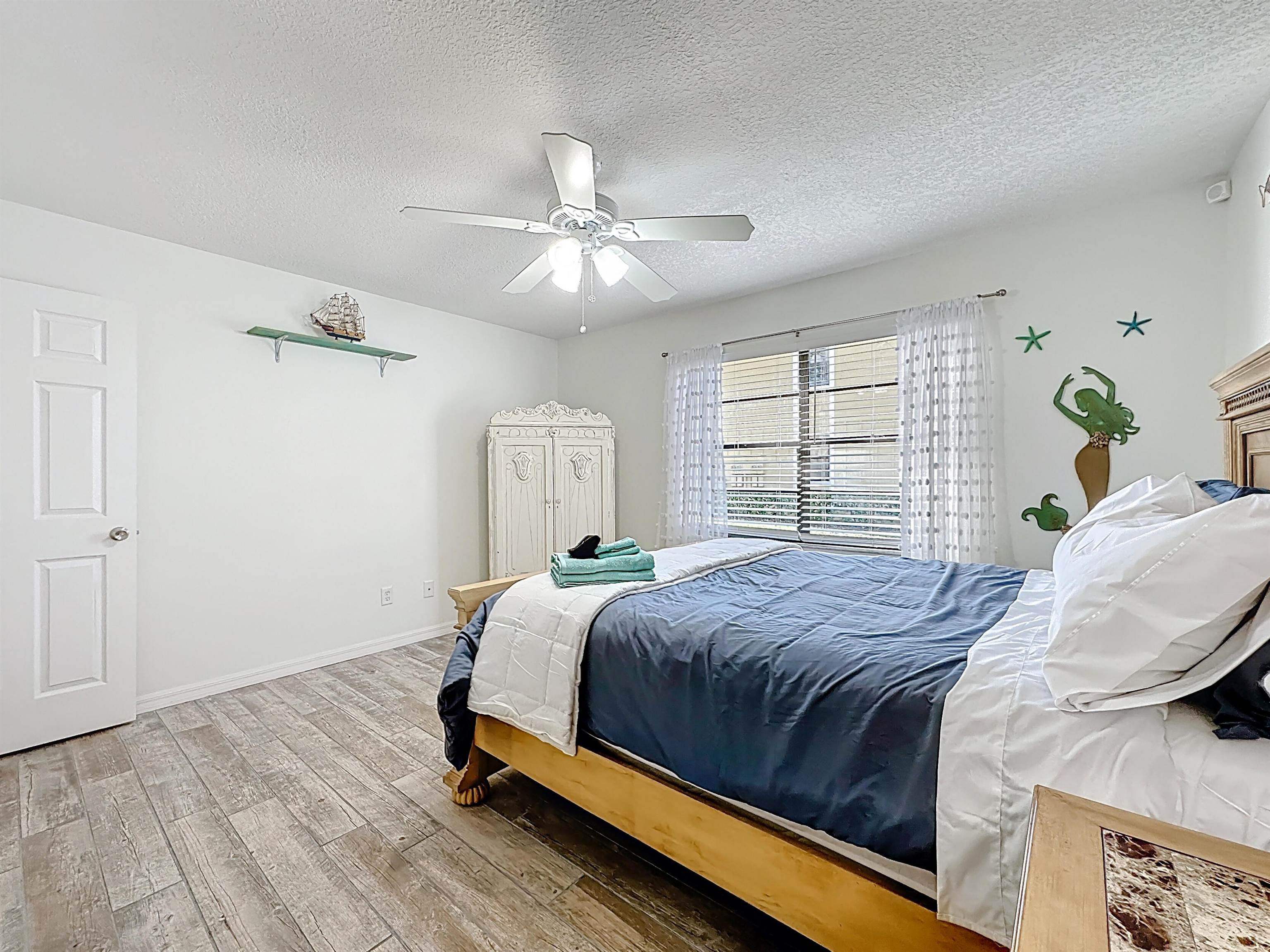 Image 24 of 44 For 30 Brigantine Ct