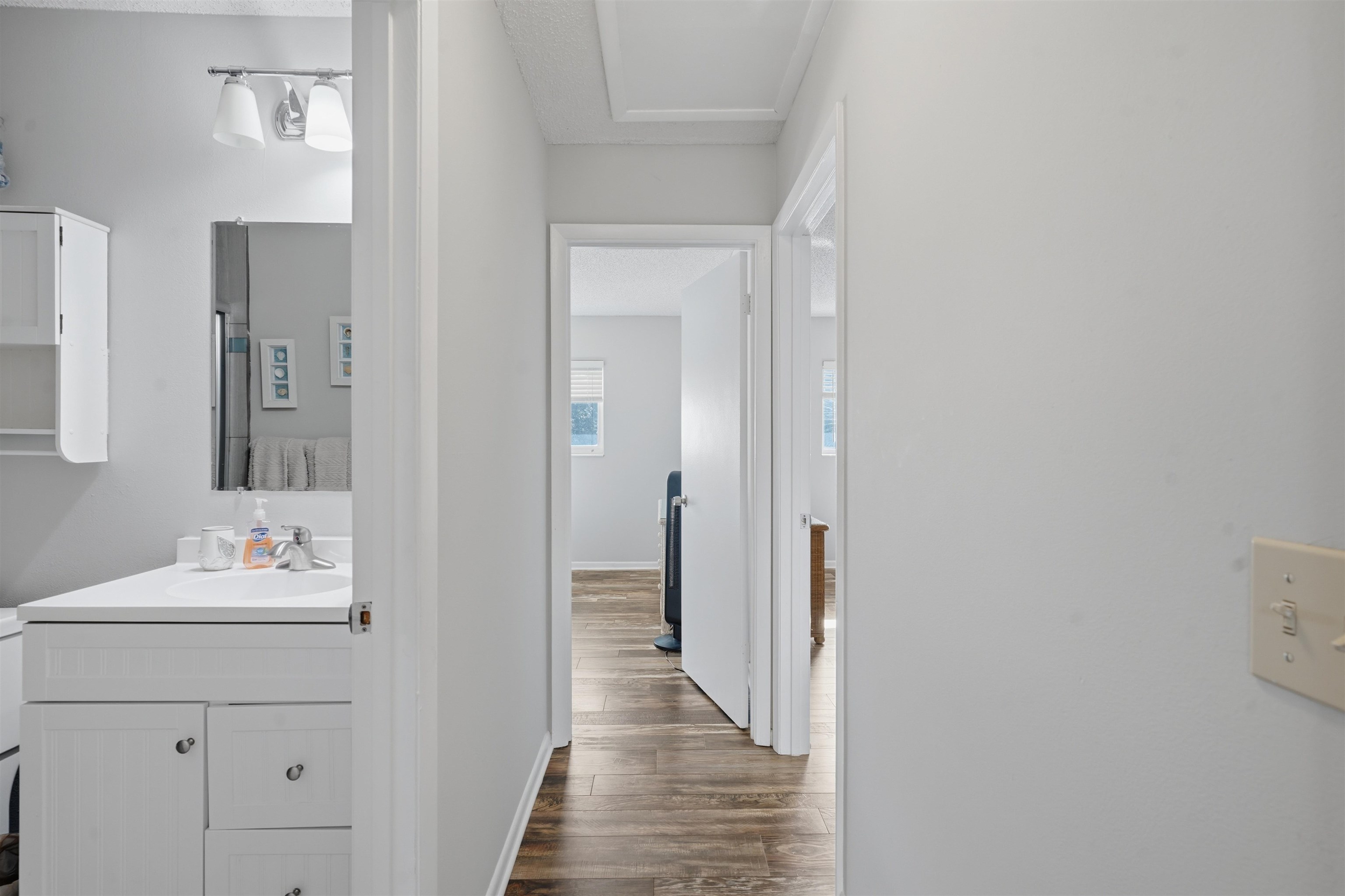 Image 16 of 32 For 3960 A1a S 902