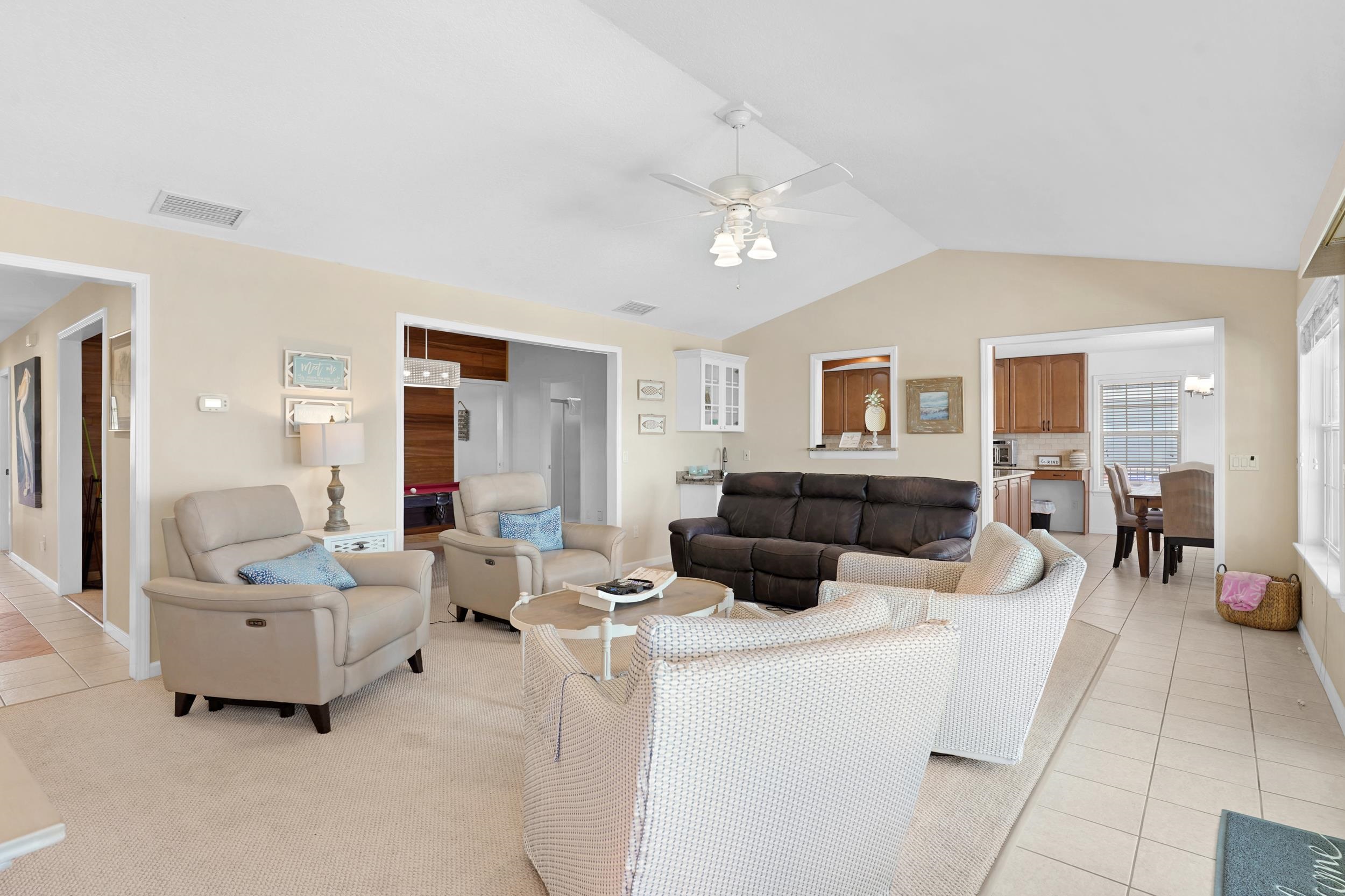 Image 11 of 59 For 7101 Middleton Ave