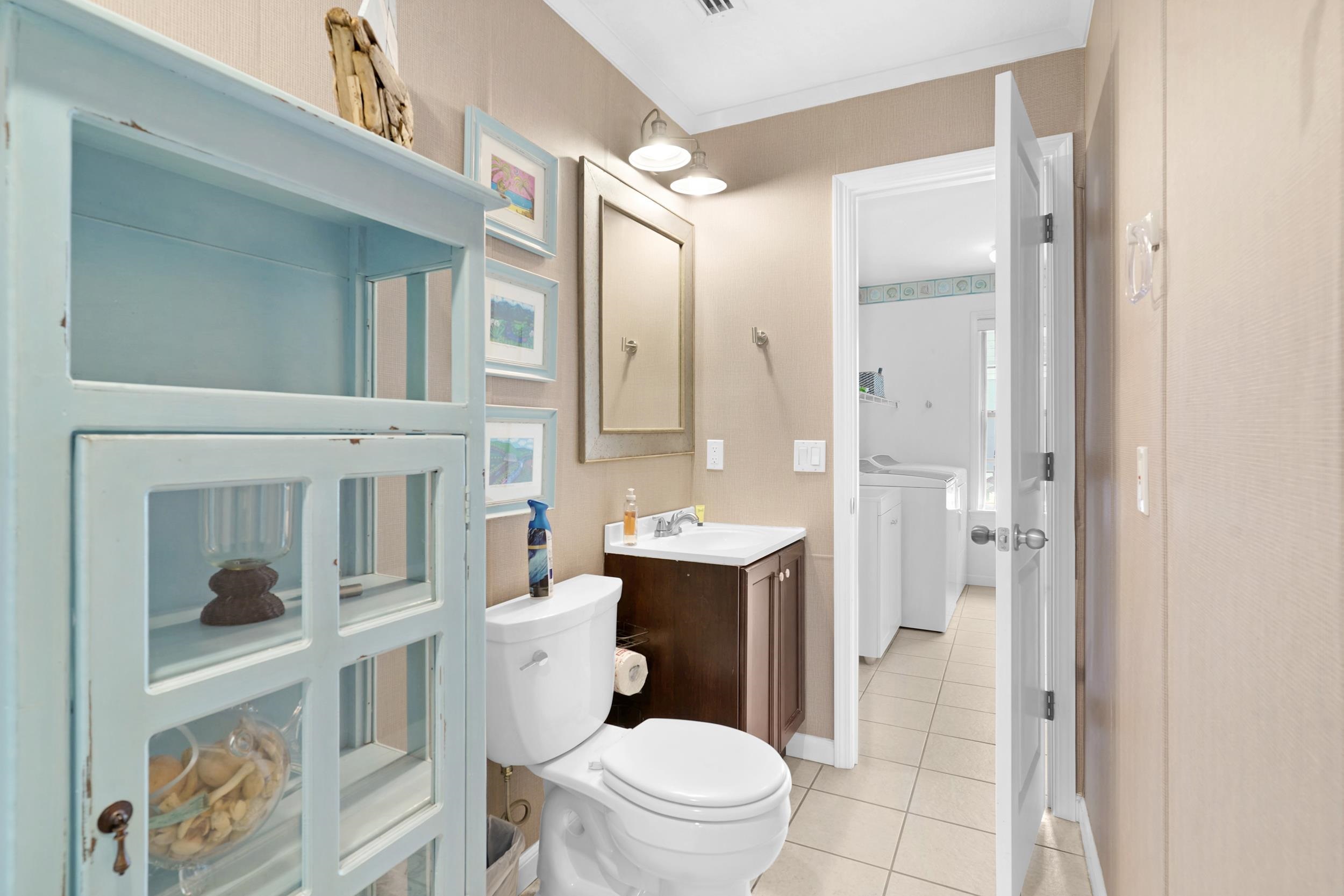 Image 32 of 59 For 7101 Middleton Ave