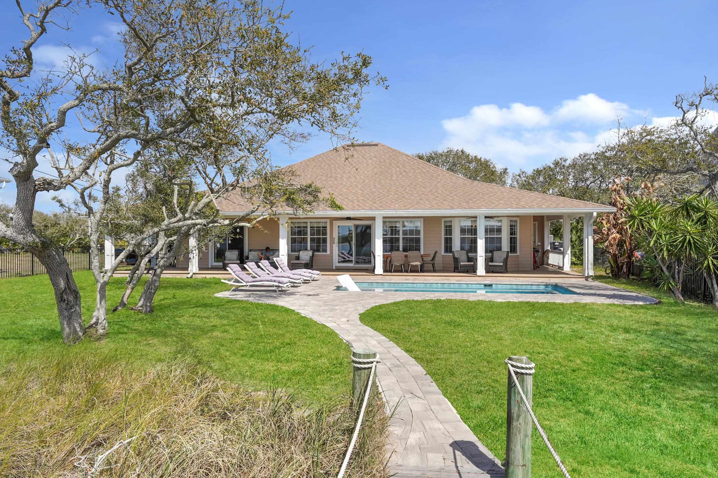 Image 35 of 59 For 7101 Middleton Ave