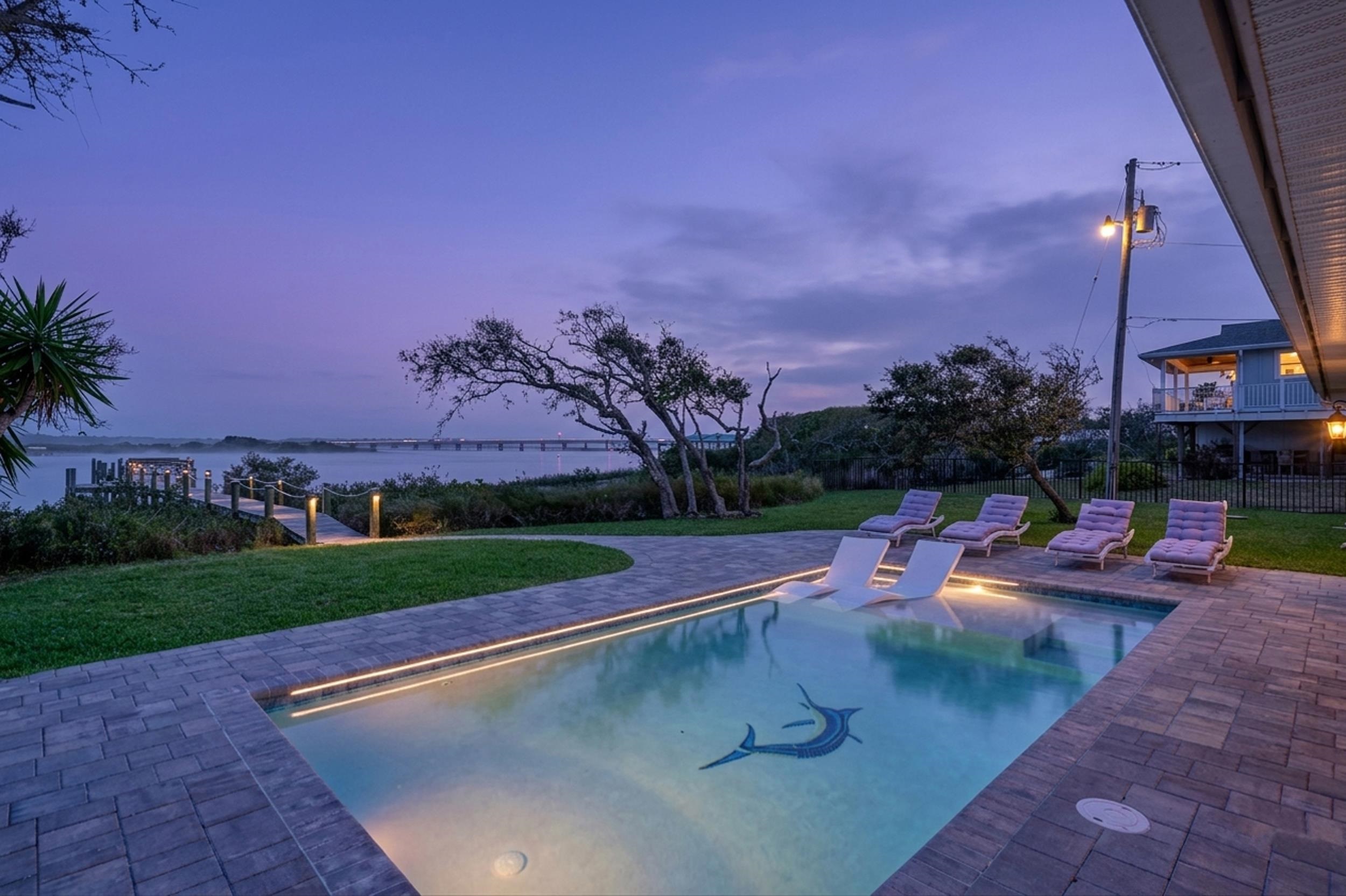 Image 38 of 59 For 7101 Middleton Ave