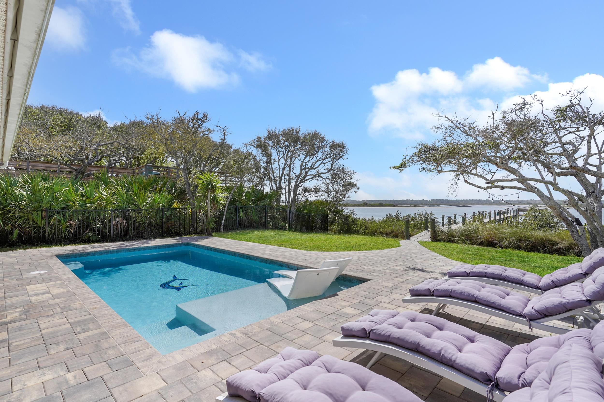 Image 39 of 59 For 7101 Middleton Ave