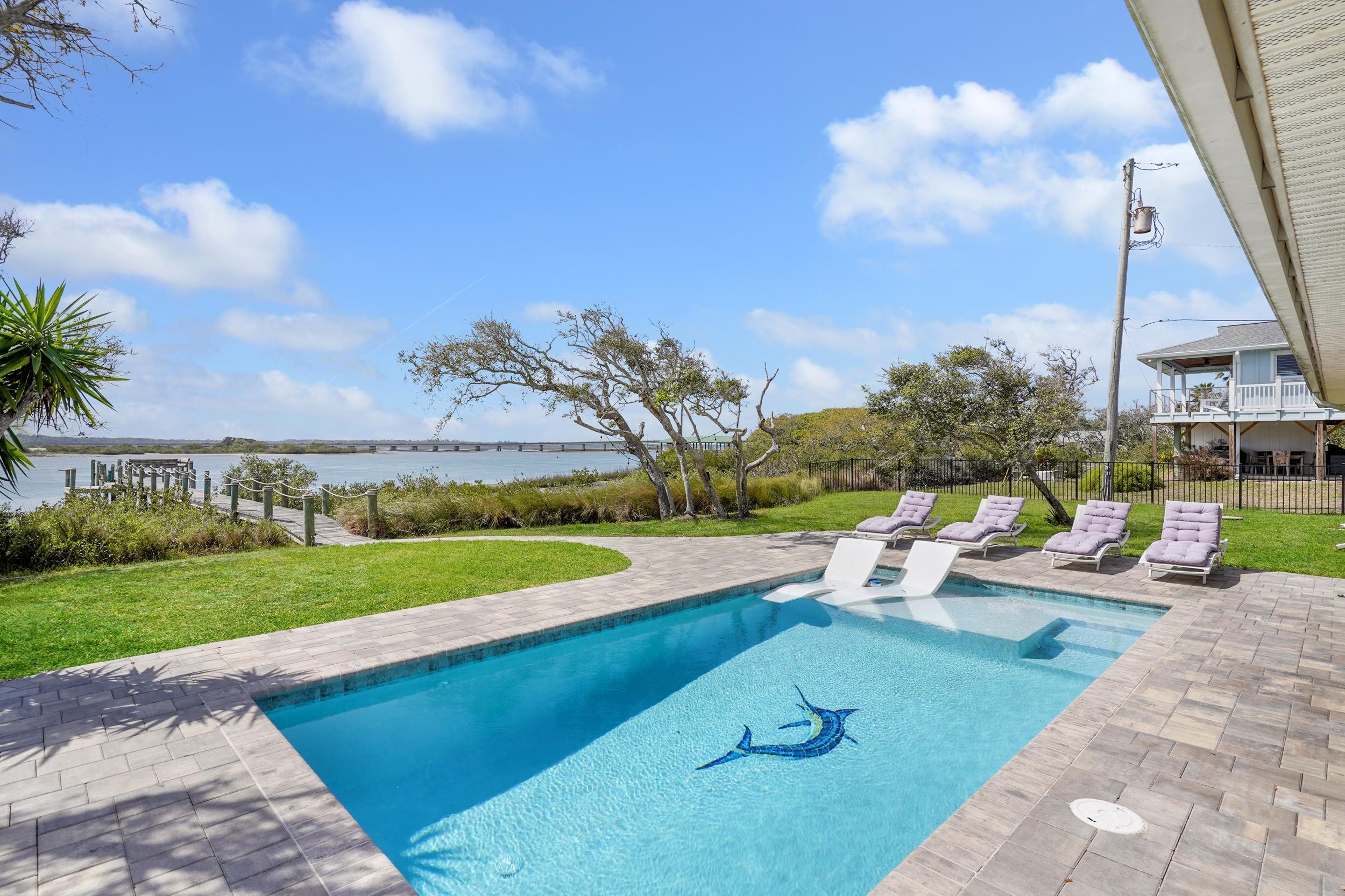 Image 41 of 59 For 7101 Middleton Ave