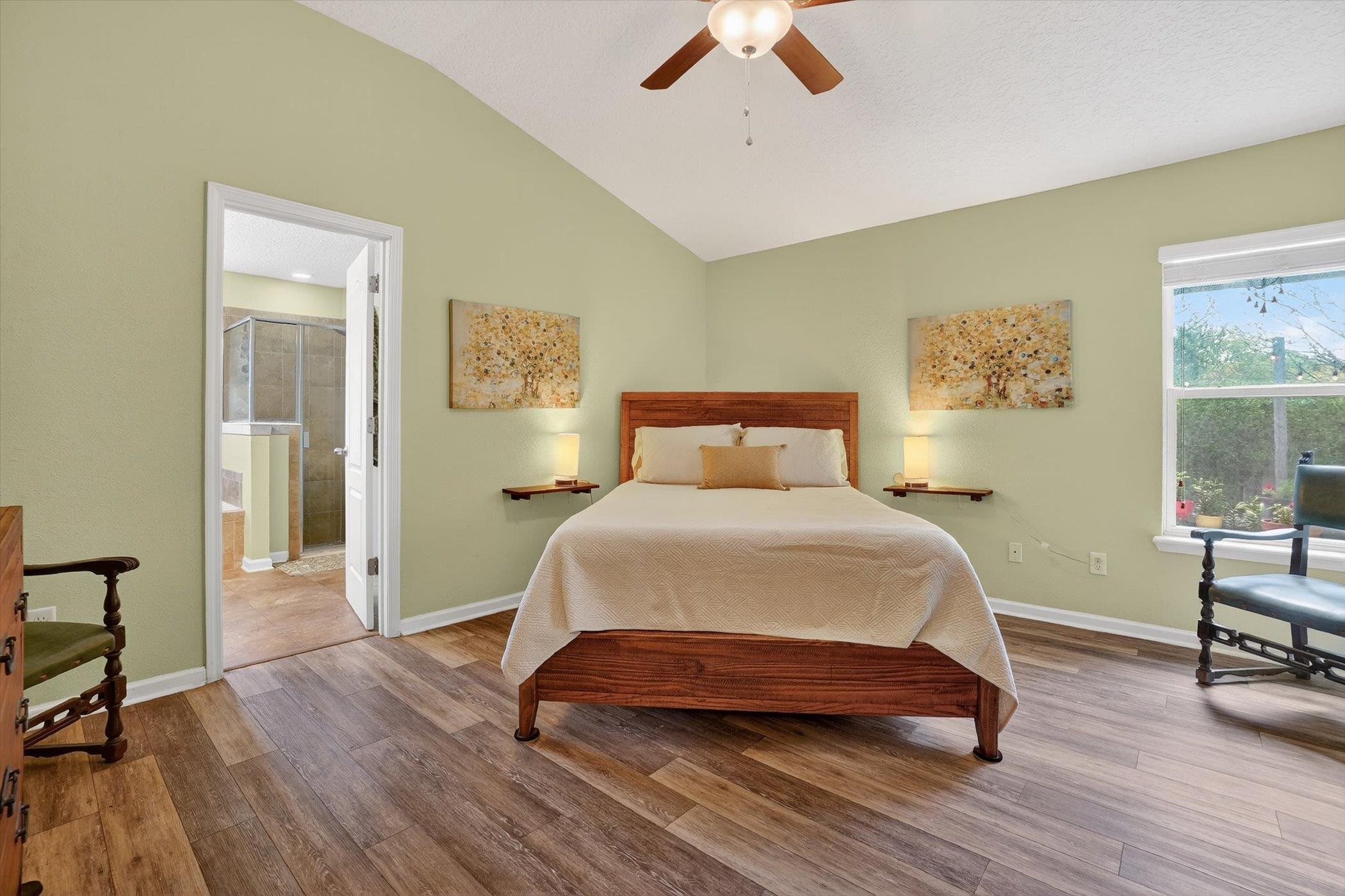 Image 22 of 45 For 137 Fallen Timber Way