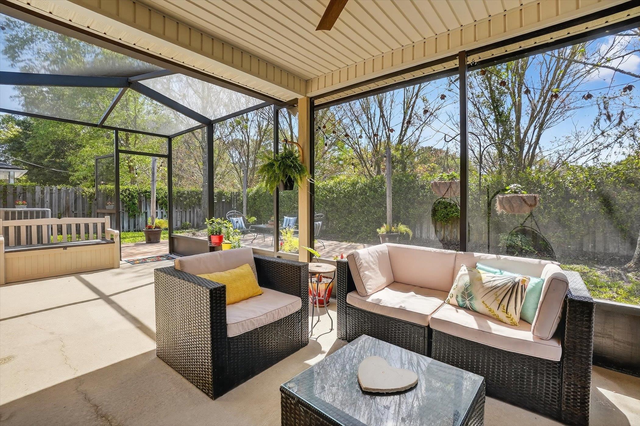 Image 37 of 45 For 137 Fallen Timber Way