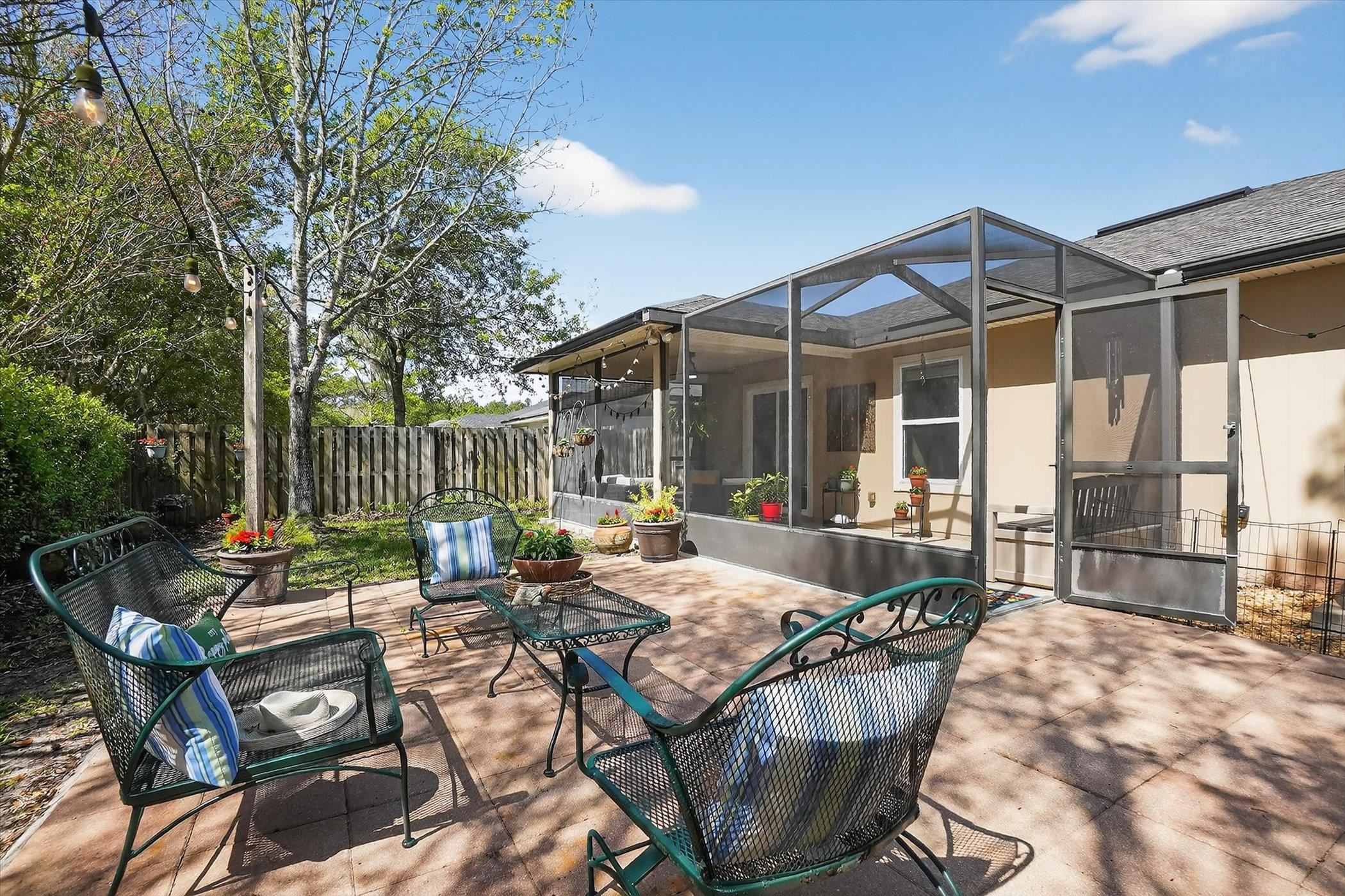 Image 4 of 45 For 137 Fallen Timber Way