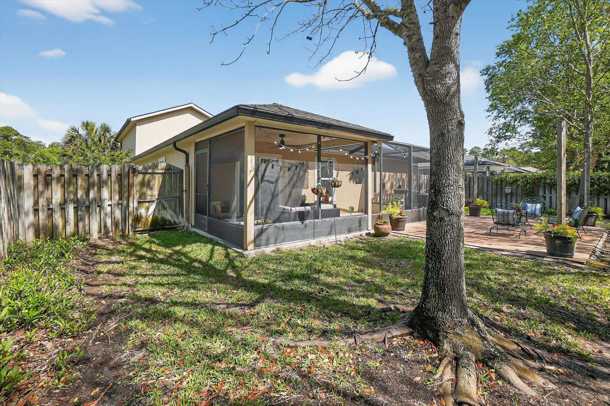 Image 40 of 45 For 137 Fallen Timber Way