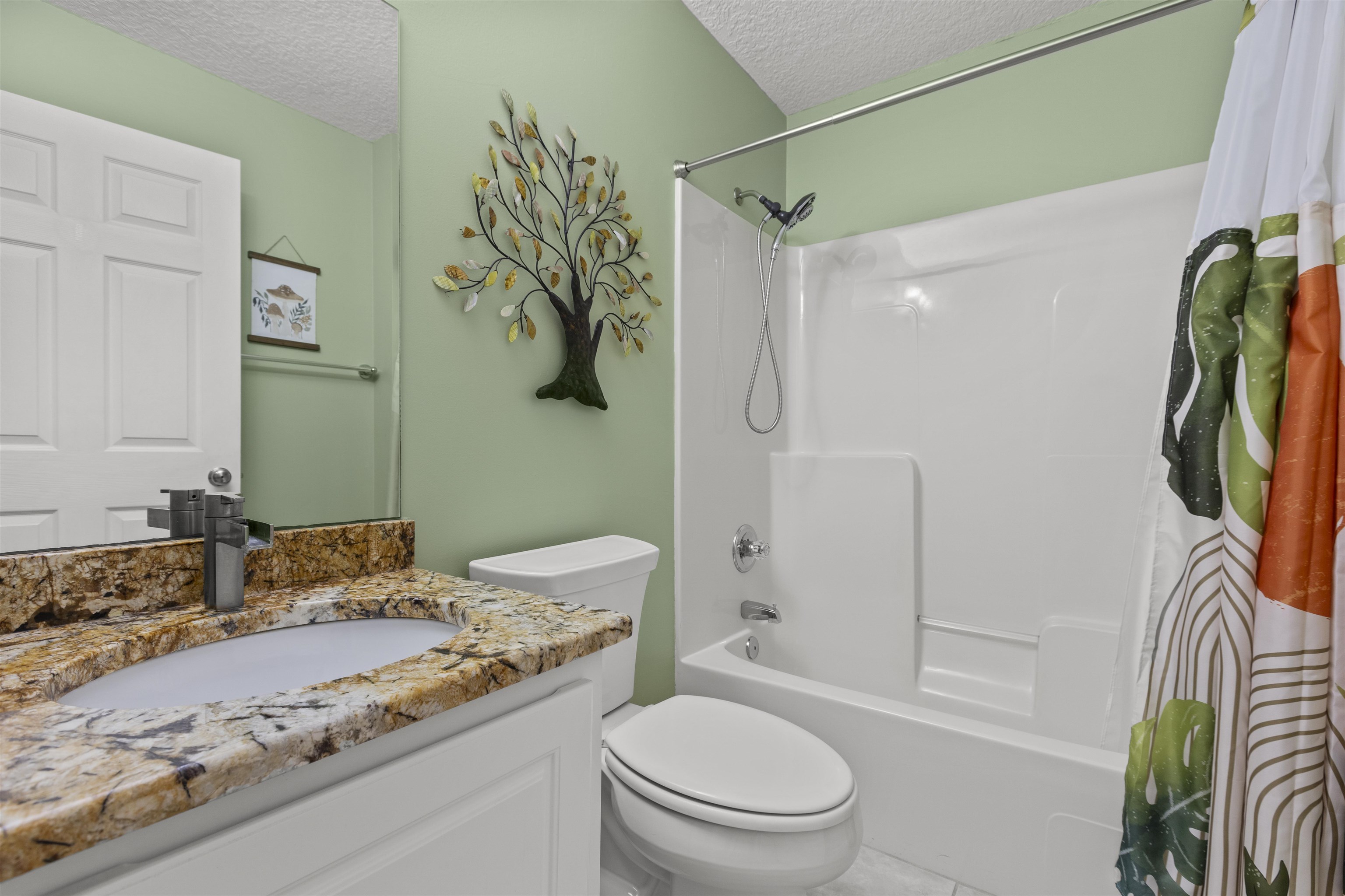 Image 30 of 40 For 4025 Red Pine Lane