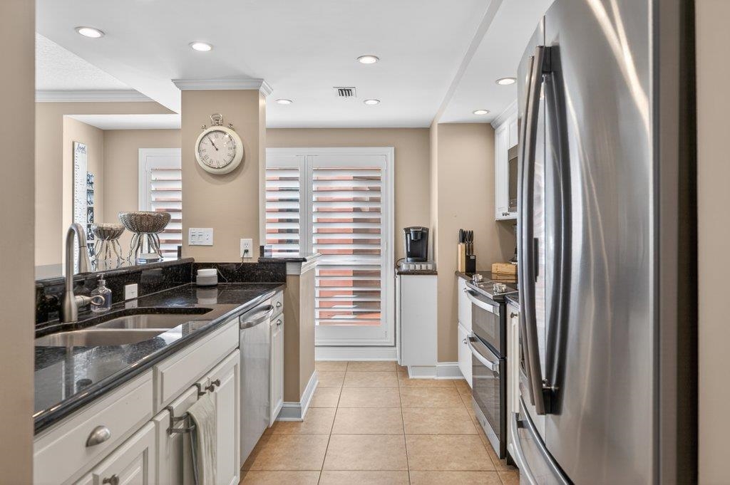 Image 18 of 57 For 6170 A1a #215 S