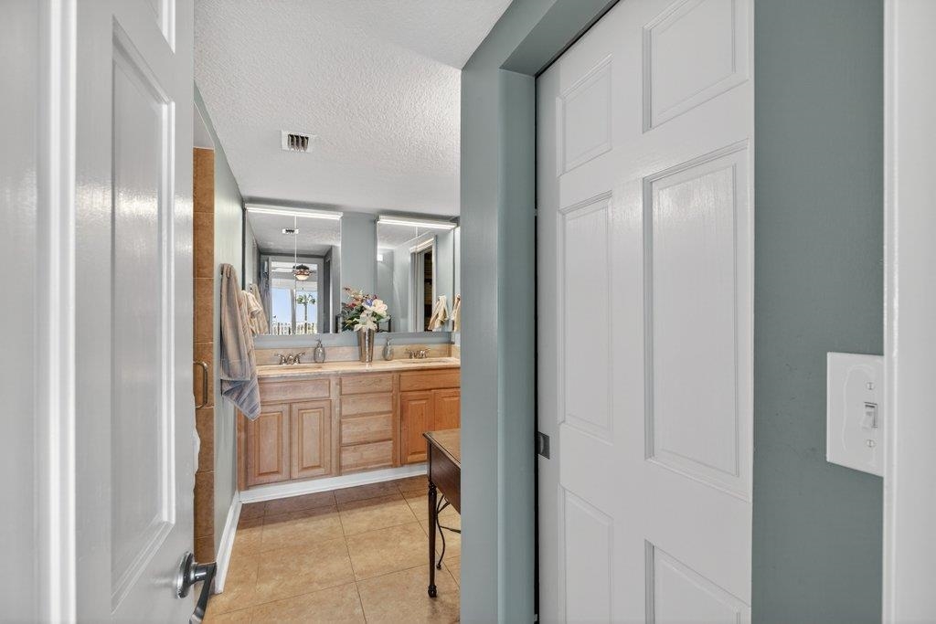 Image 48 of 57 For 6170 A1a #215 S