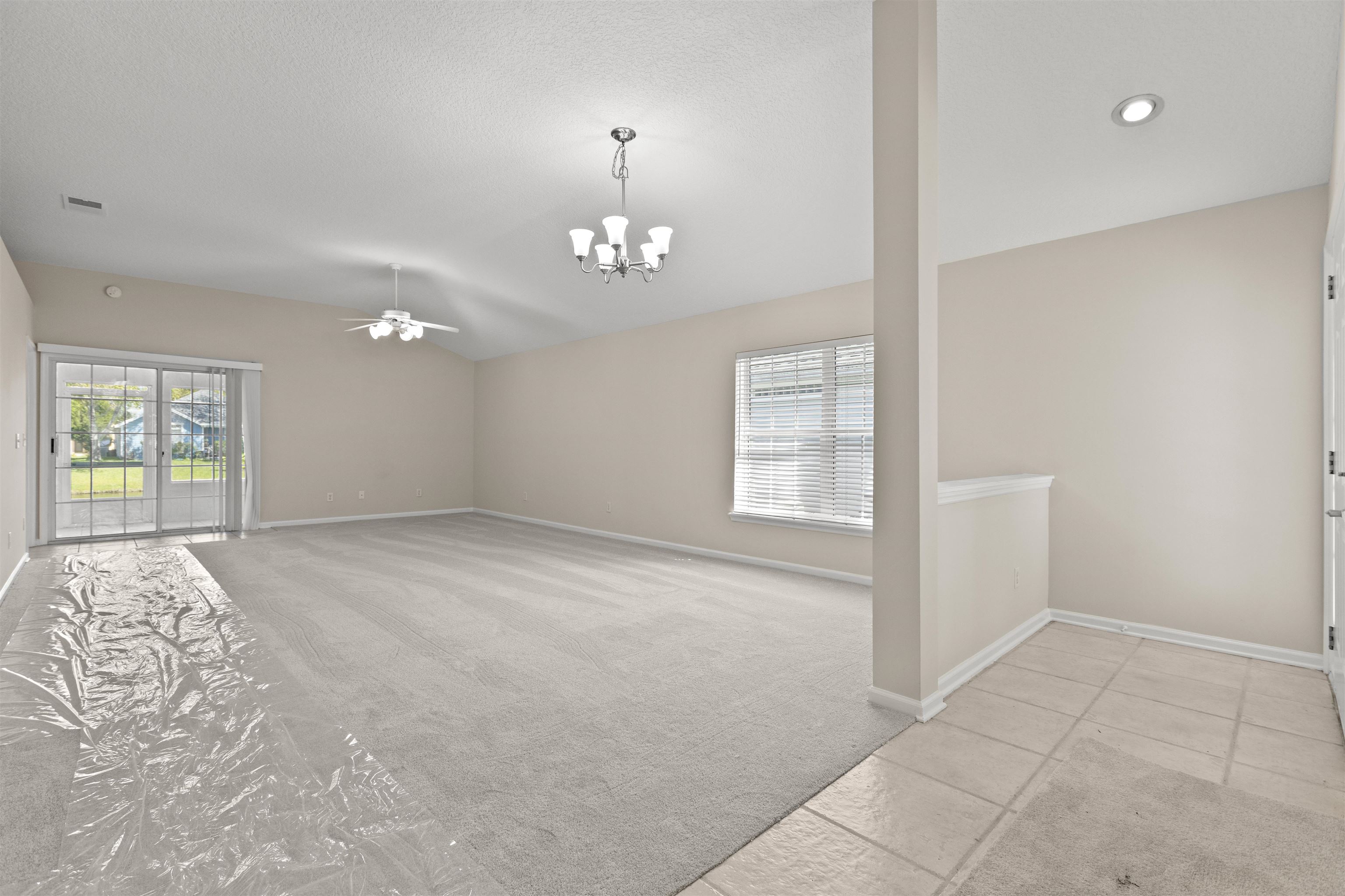 Image 10 of 39 For 428 Chamberlain Dr