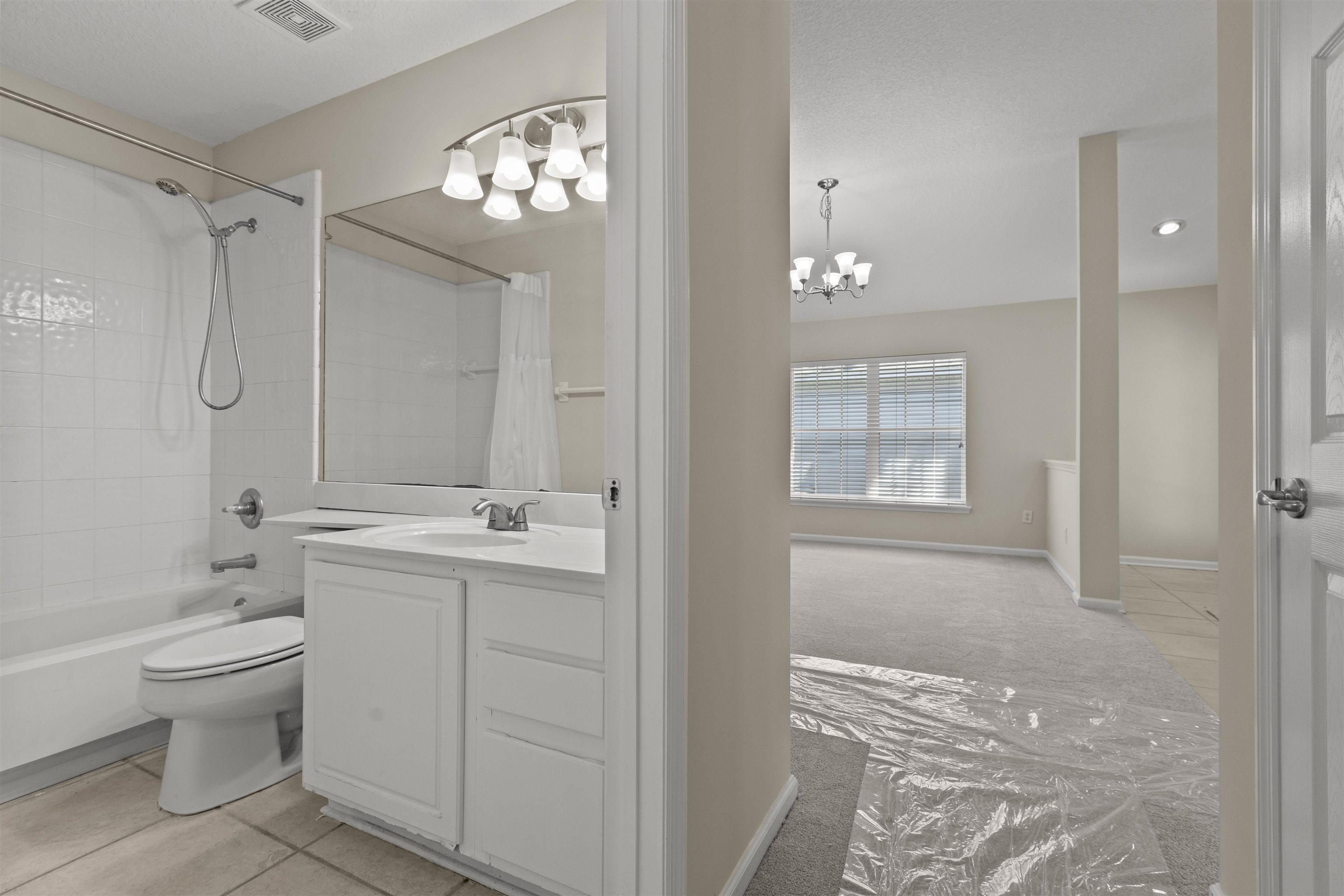 Image 31 of 39 For 428 Chamberlain Dr