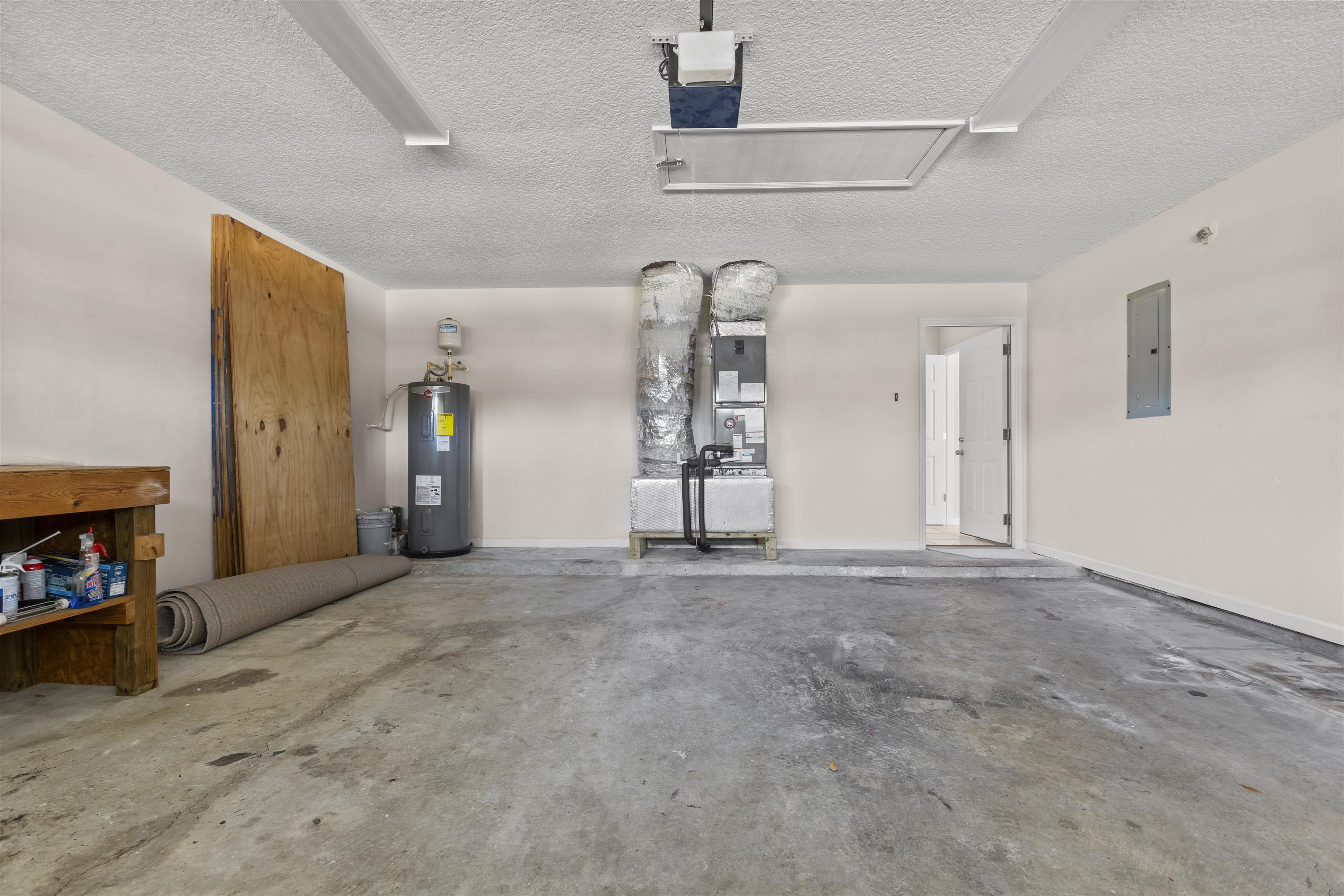 Image 33 of 39 For 428 Chamberlain Dr