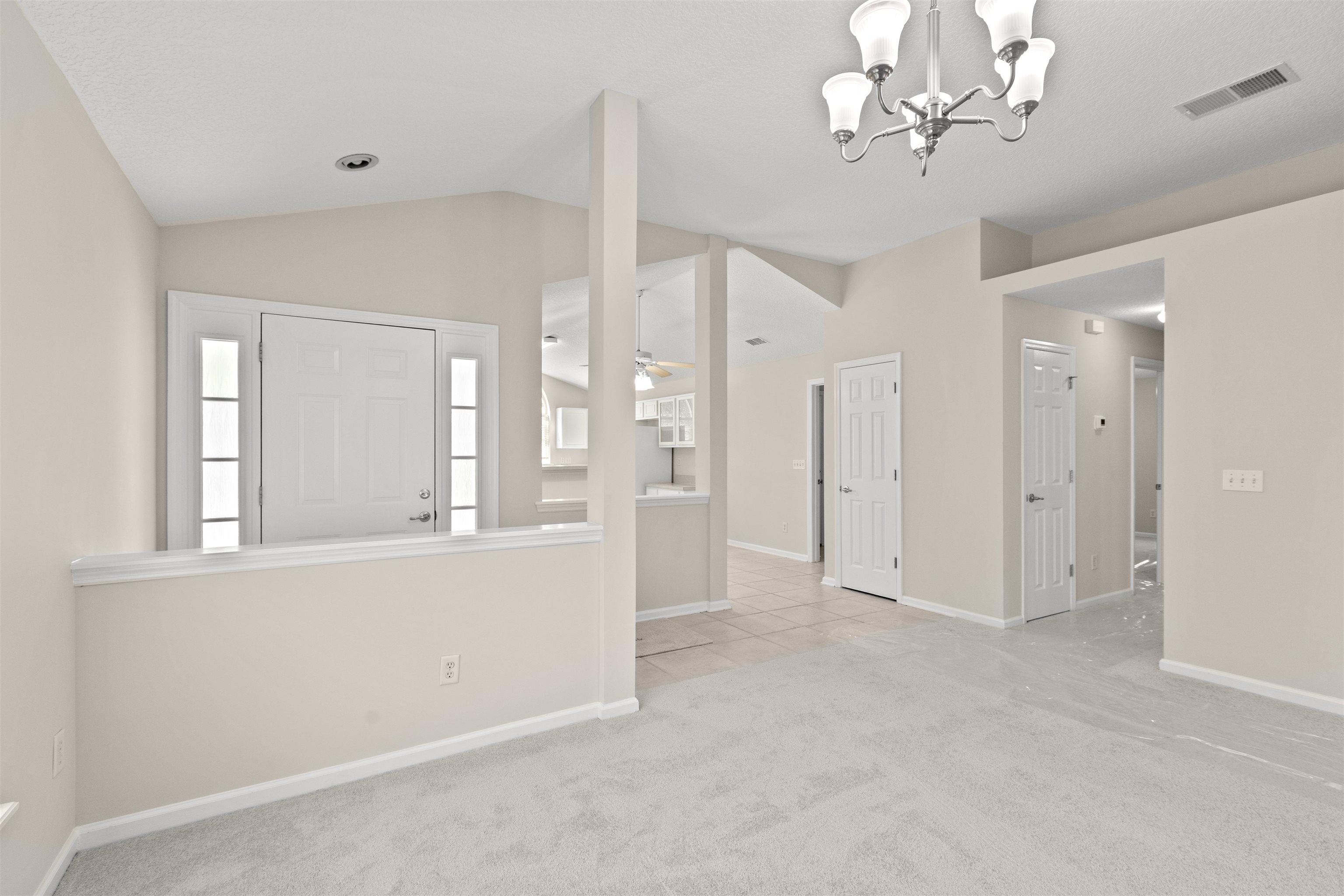 Image 9 of 39 For 428 Chamberlain Dr