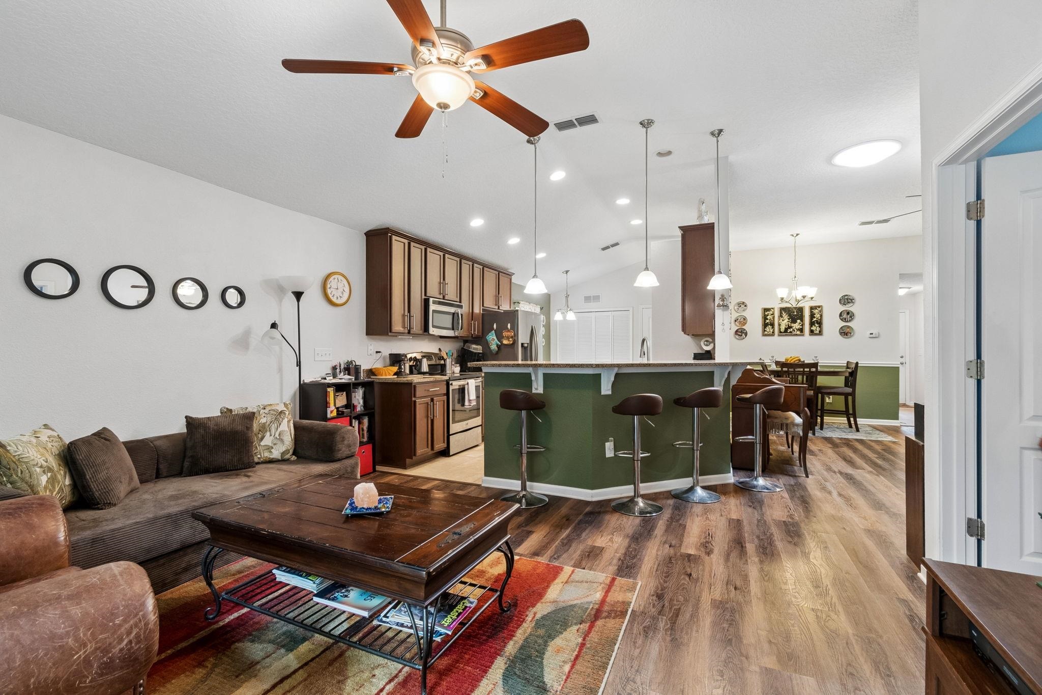 Image 12 of 53 For 187 Timberwood Dr