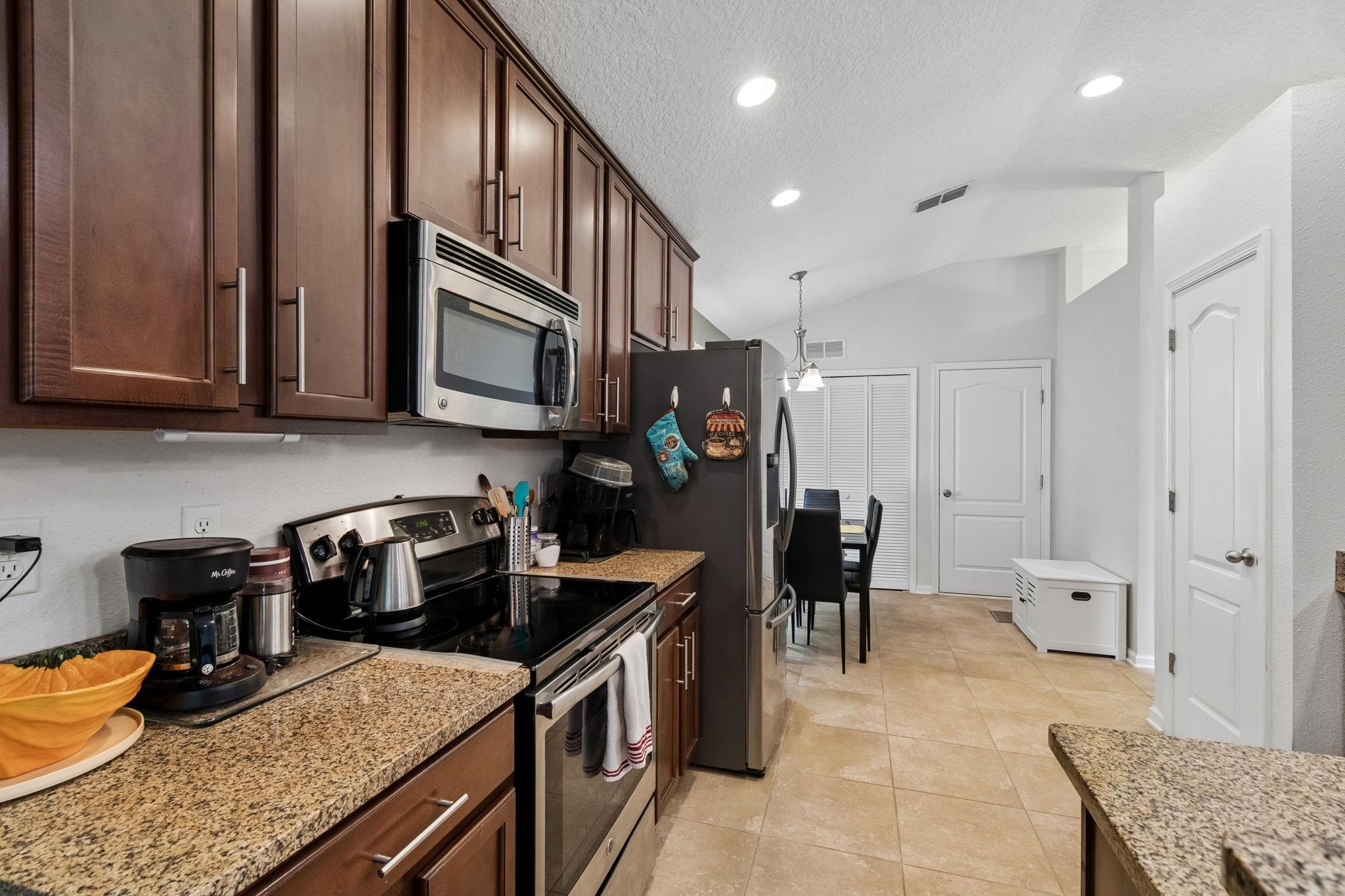 Image 15 of 53 For 187 Timberwood Dr