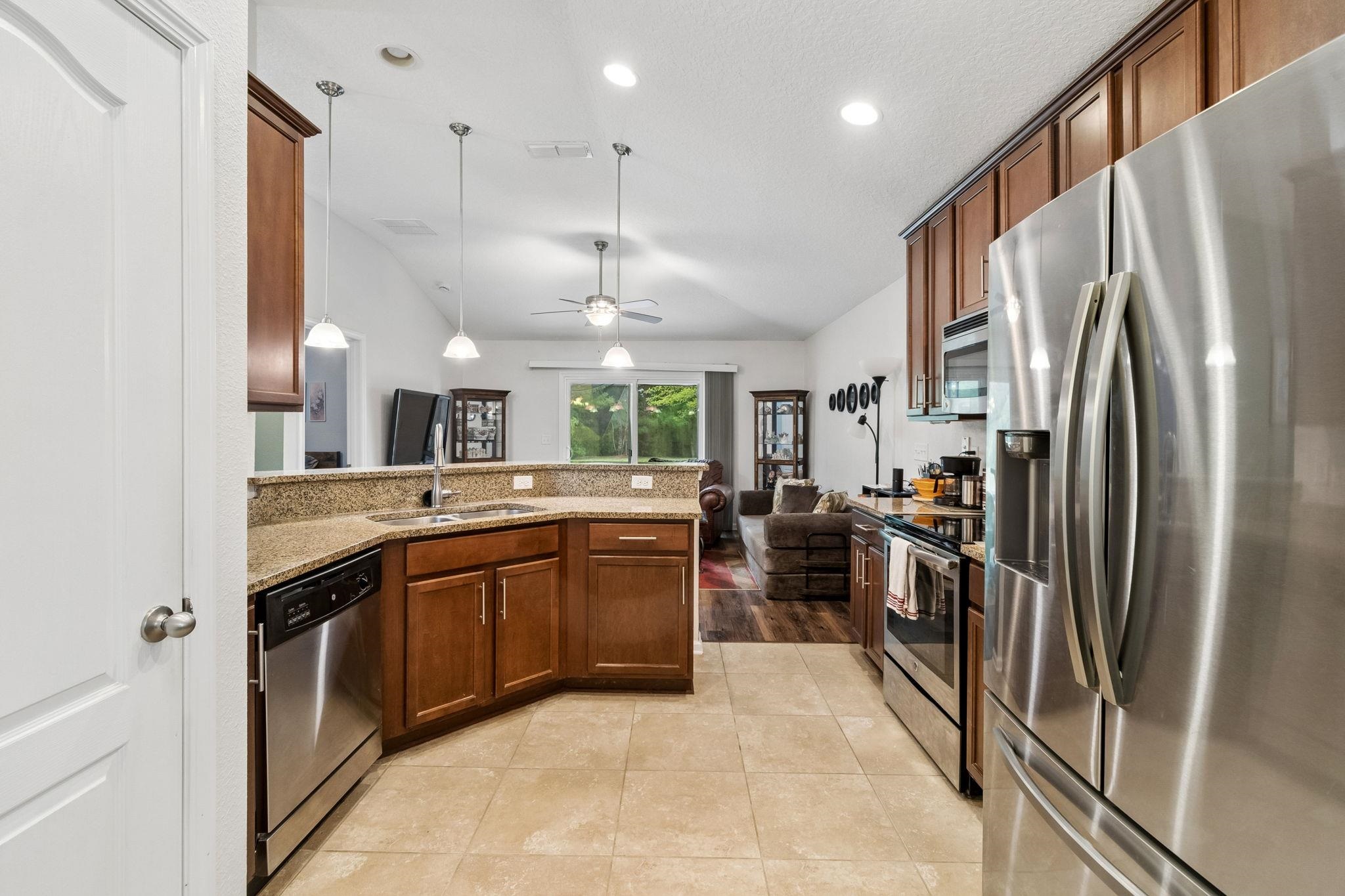 Image 17 of 53 For 187 Timberwood Dr