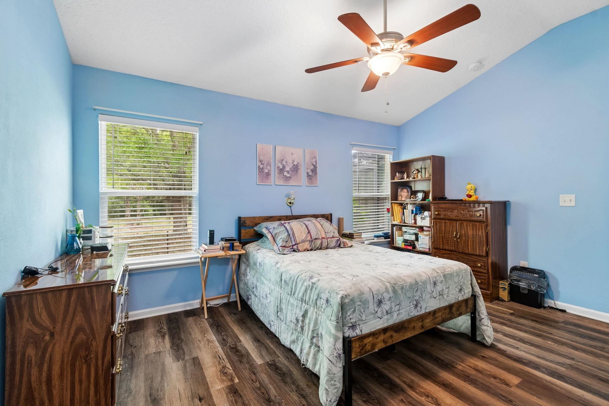 Image 24 of 53 For 187 Timberwood Dr