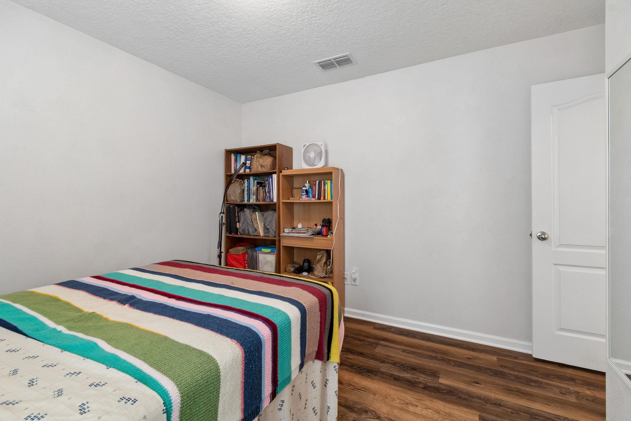 Image 30 of 53 For 187 Timberwood Dr