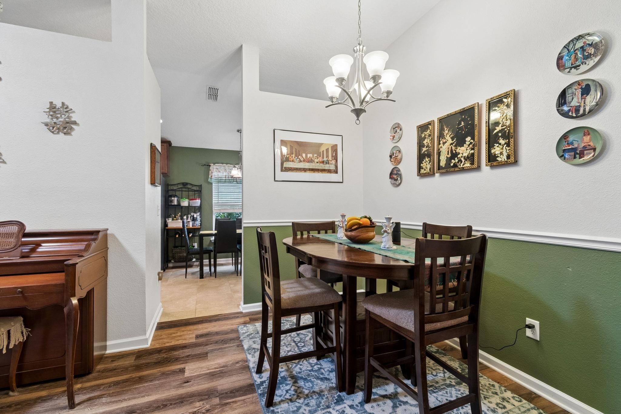 Image 9 of 53 For 187 Timberwood Dr