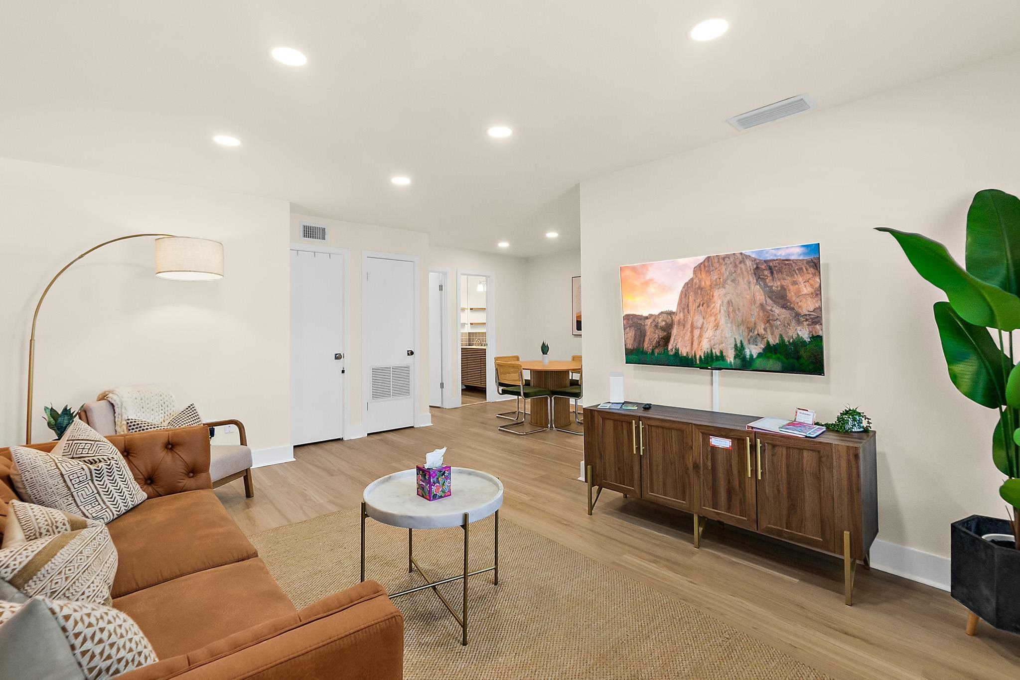 Image 4 of 35 For 405 Flagler Blvd  8a