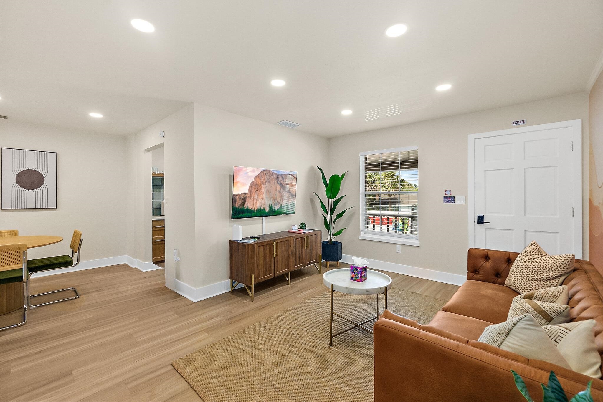 Image 7 of 35 For 405 Flagler Blvd  8a