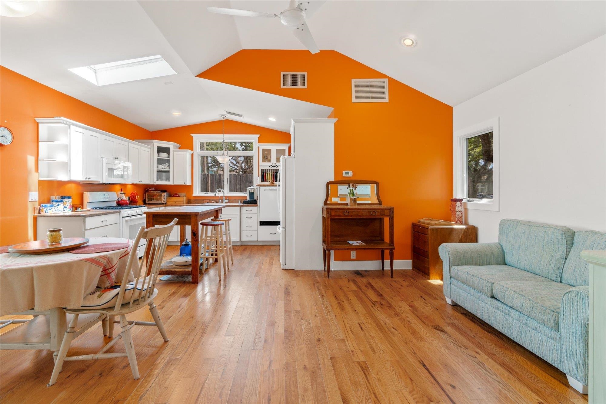 Image 11 of 52 For 68 Kings Ferry Way