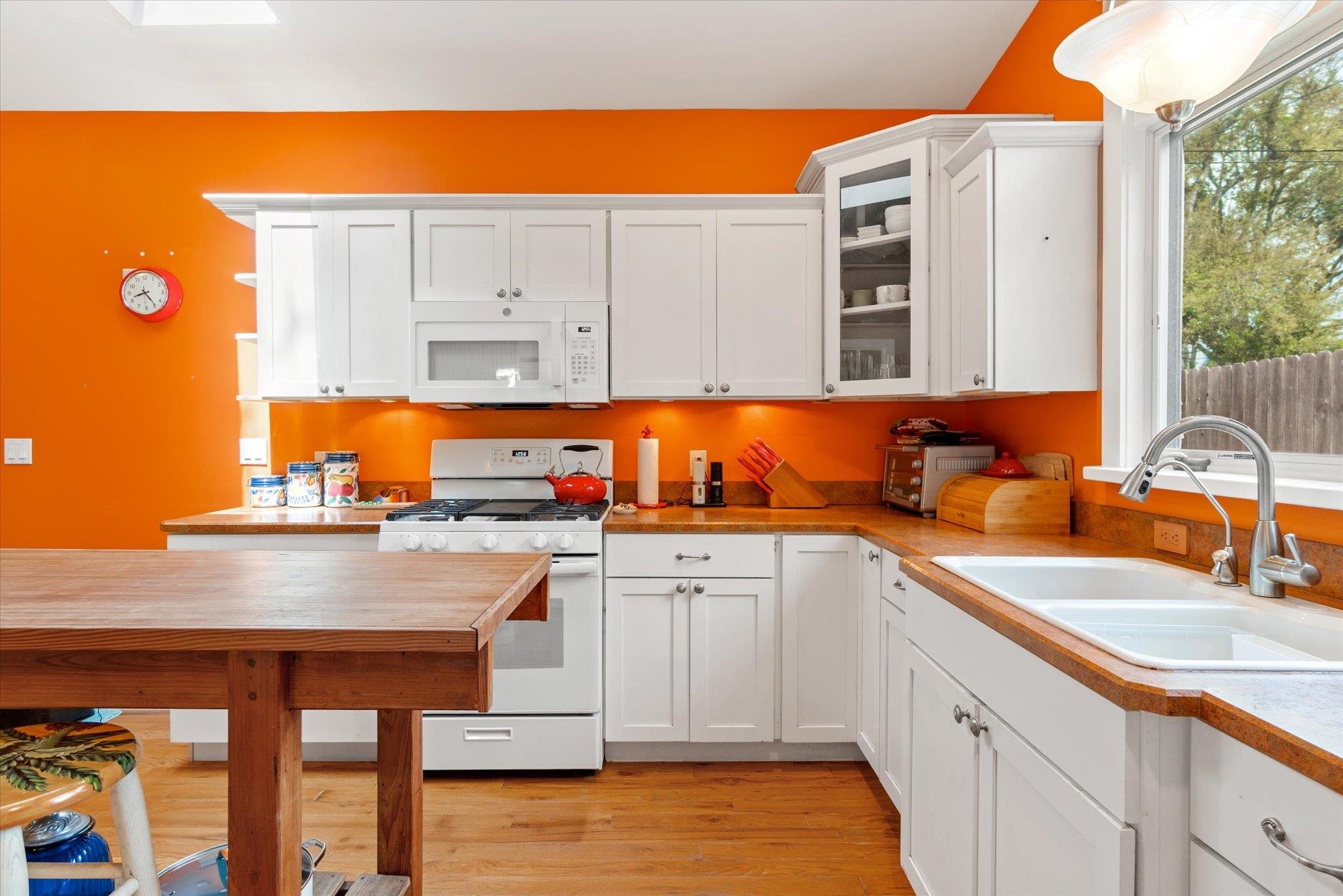 Image 13 of 52 For 68 Kings Ferry Way