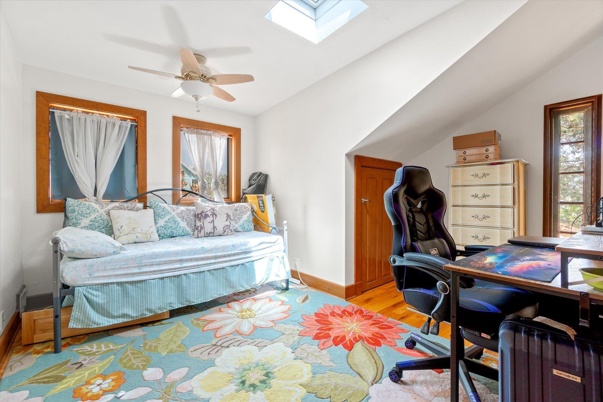 Image 28 of 52 For 68 Kings Ferry Way