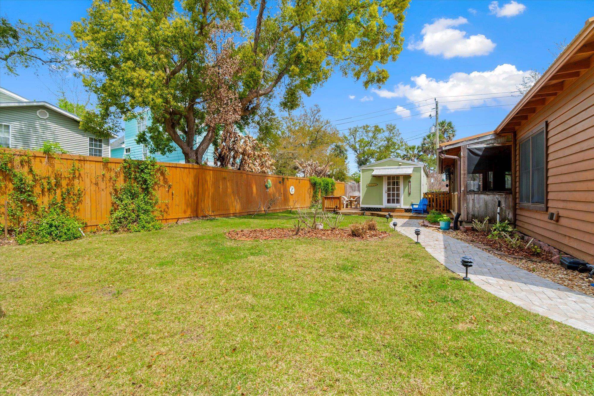 Image 35 of 52 For 68 Kings Ferry Way