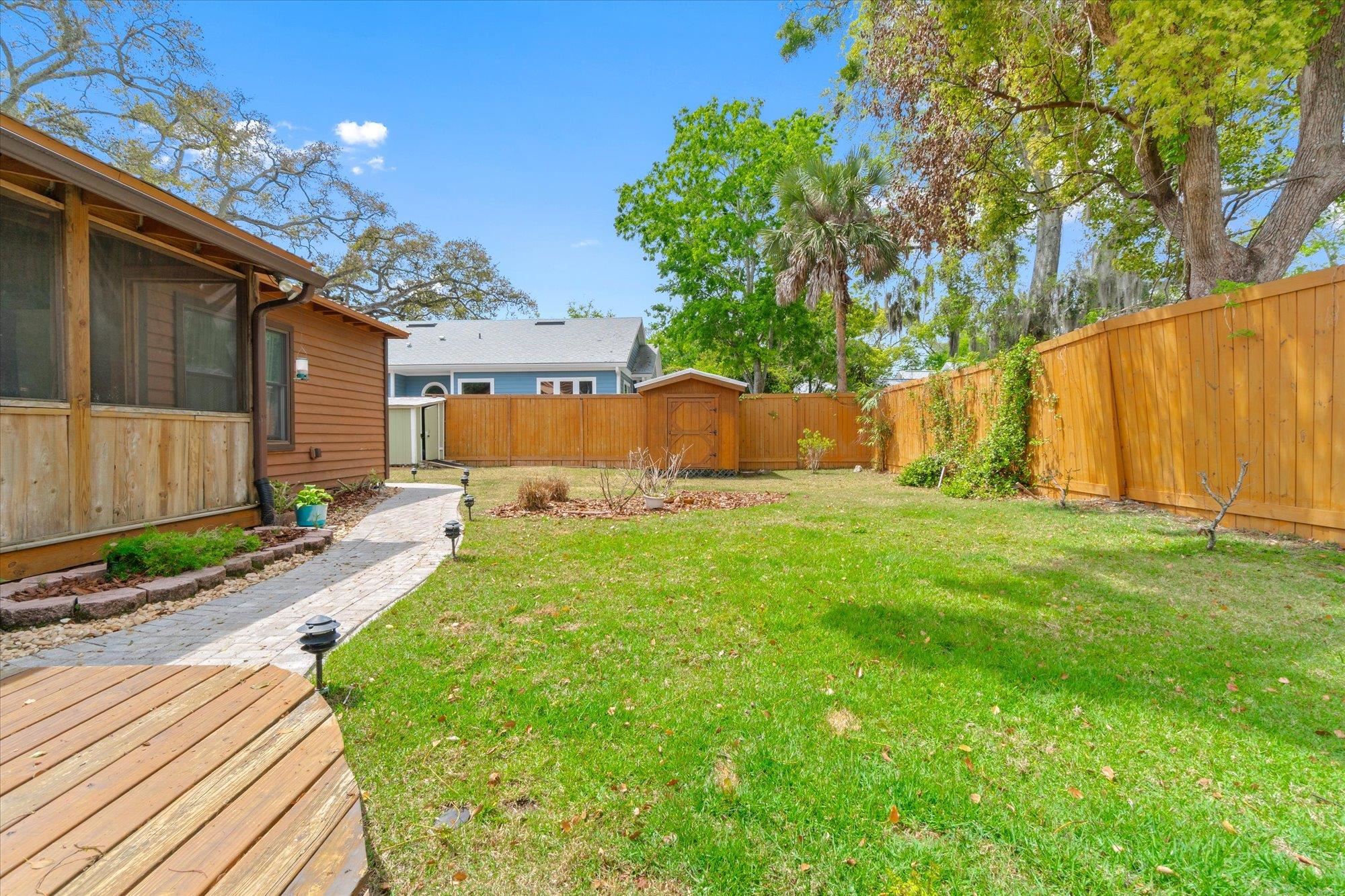 Image 38 of 52 For 68 Kings Ferry Way