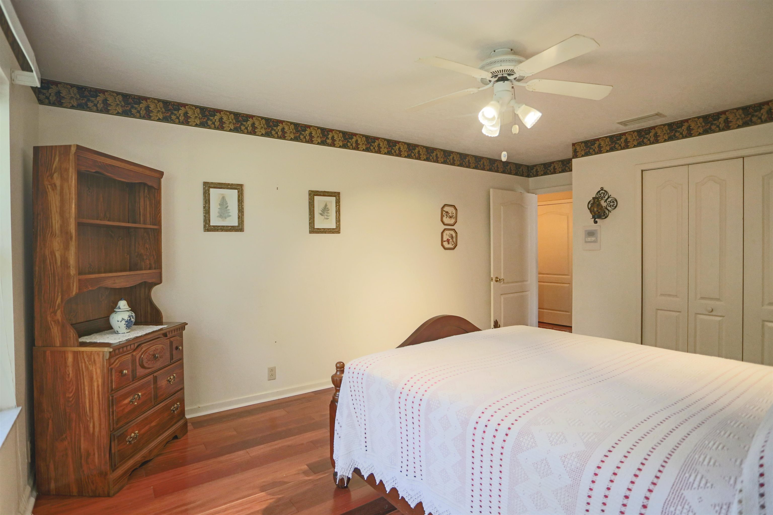 Image 60 of 94 For 524 Cedar Creek Rd