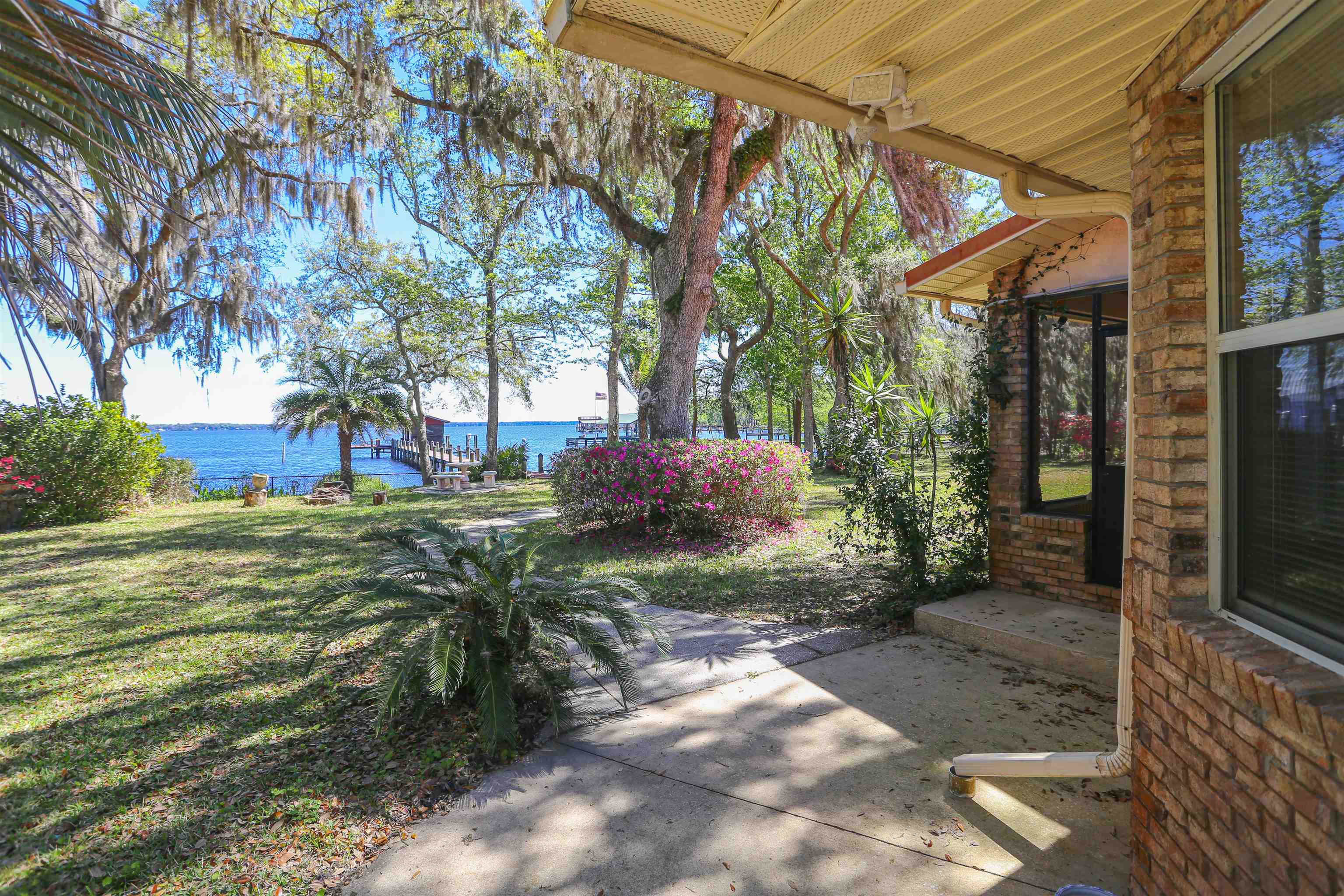 Image 84 of 94 For 524 Cedar Creek Rd