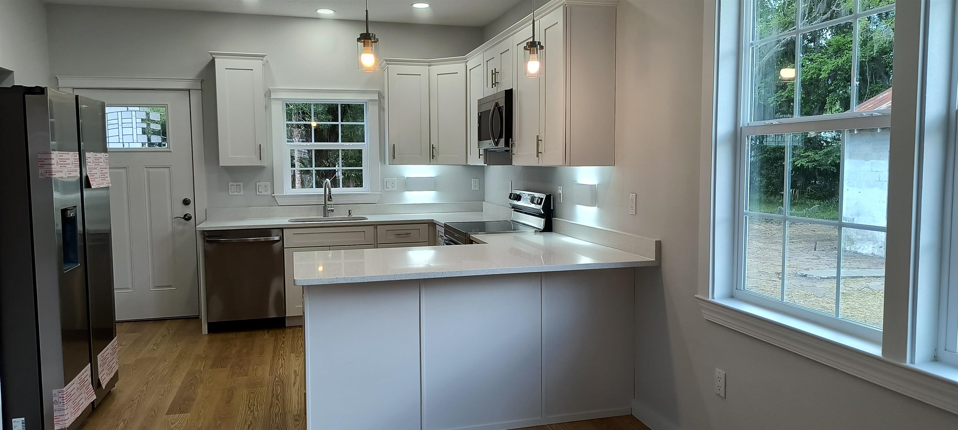 Image 2 of 37 For 98 Bruen St  