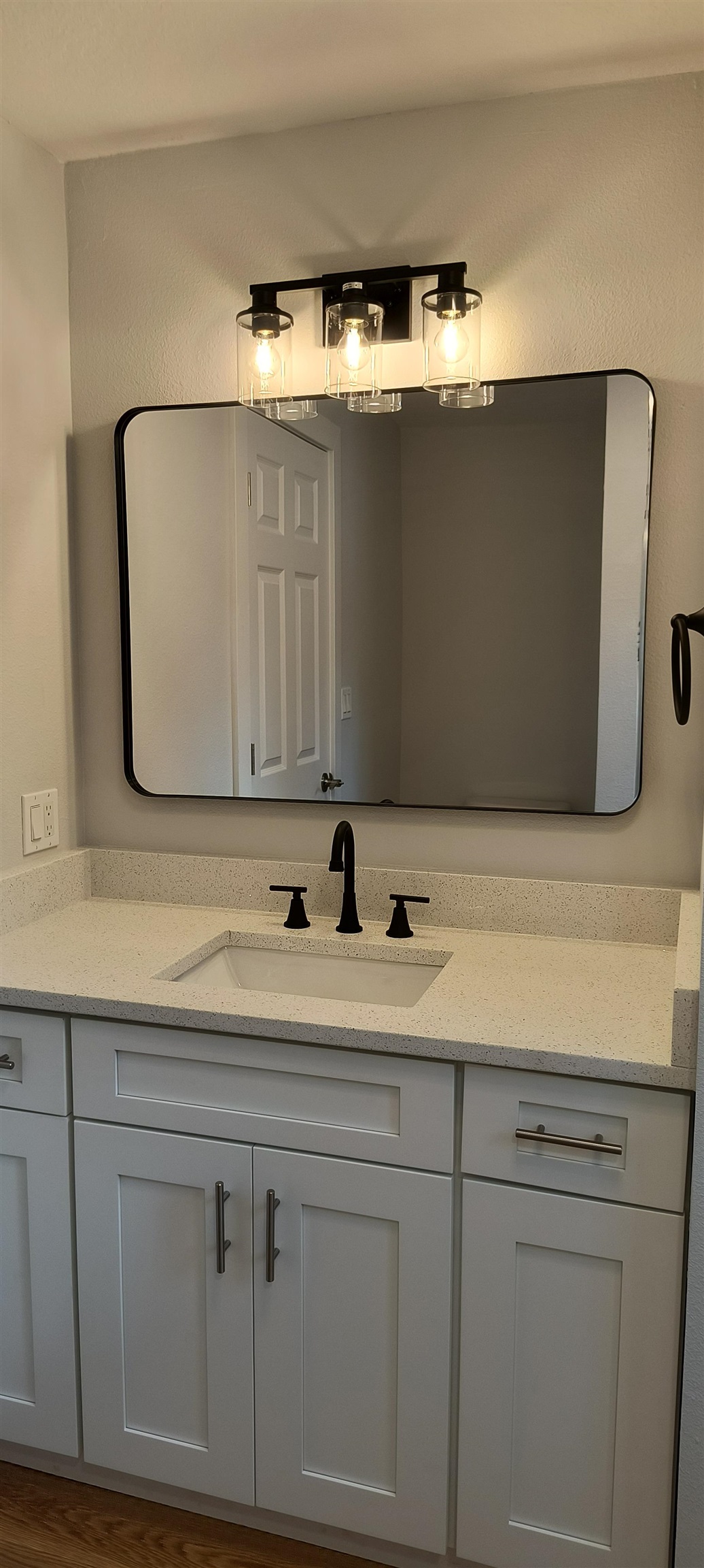 Image 30 of 37 For 98 Bruen St  