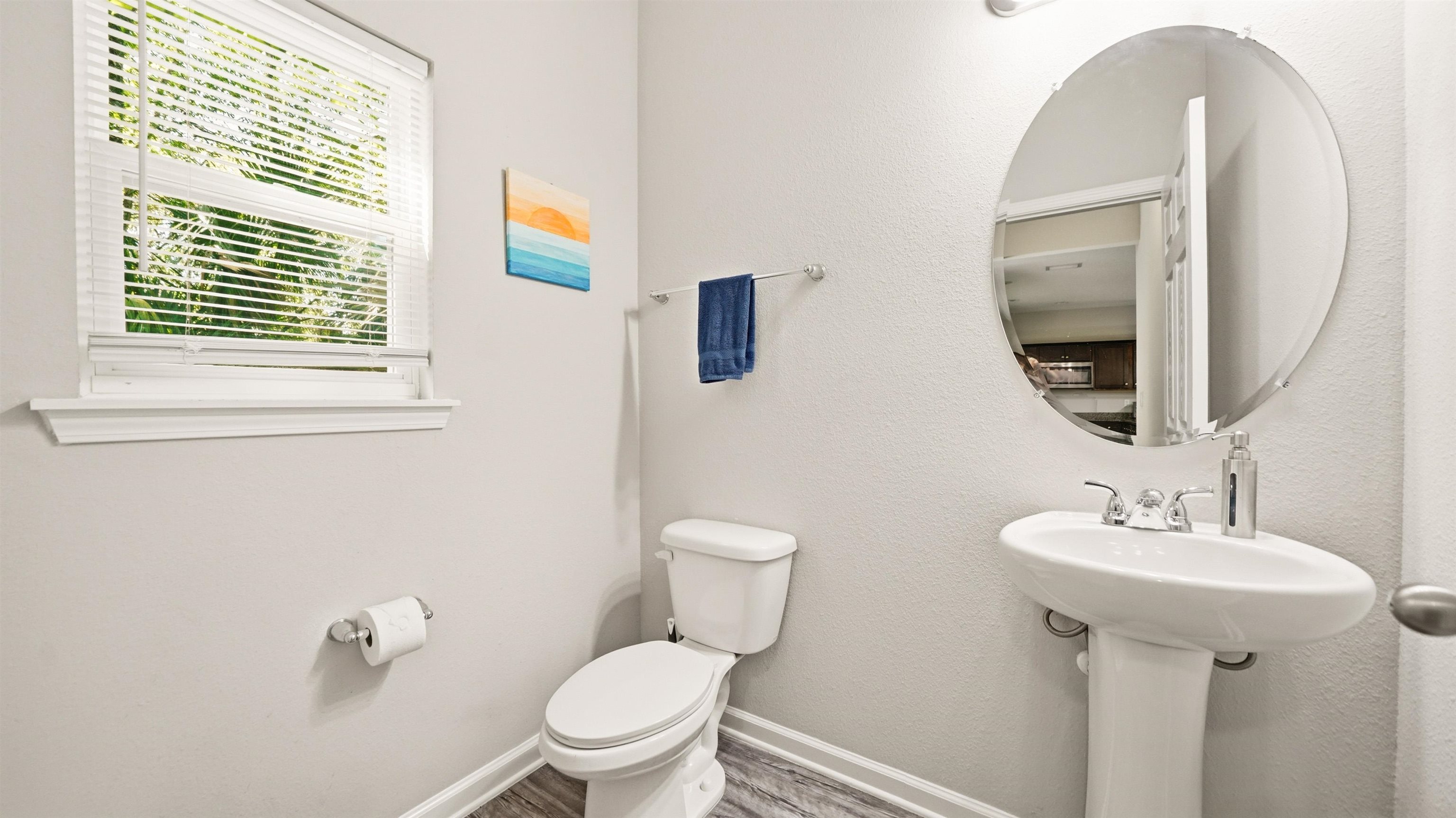 Image 16 of 50 For 241 Columbus St