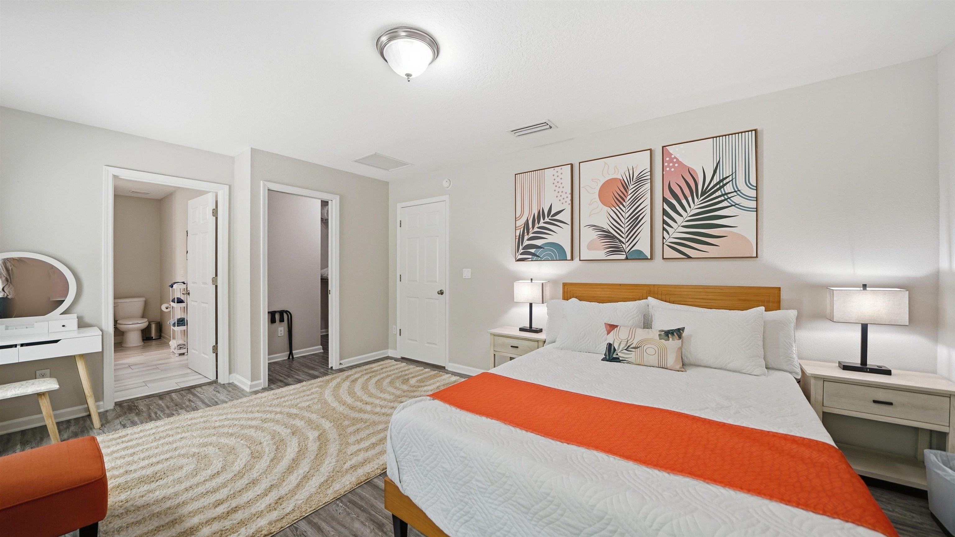 Image 20 of 50 For 241 Columbus St