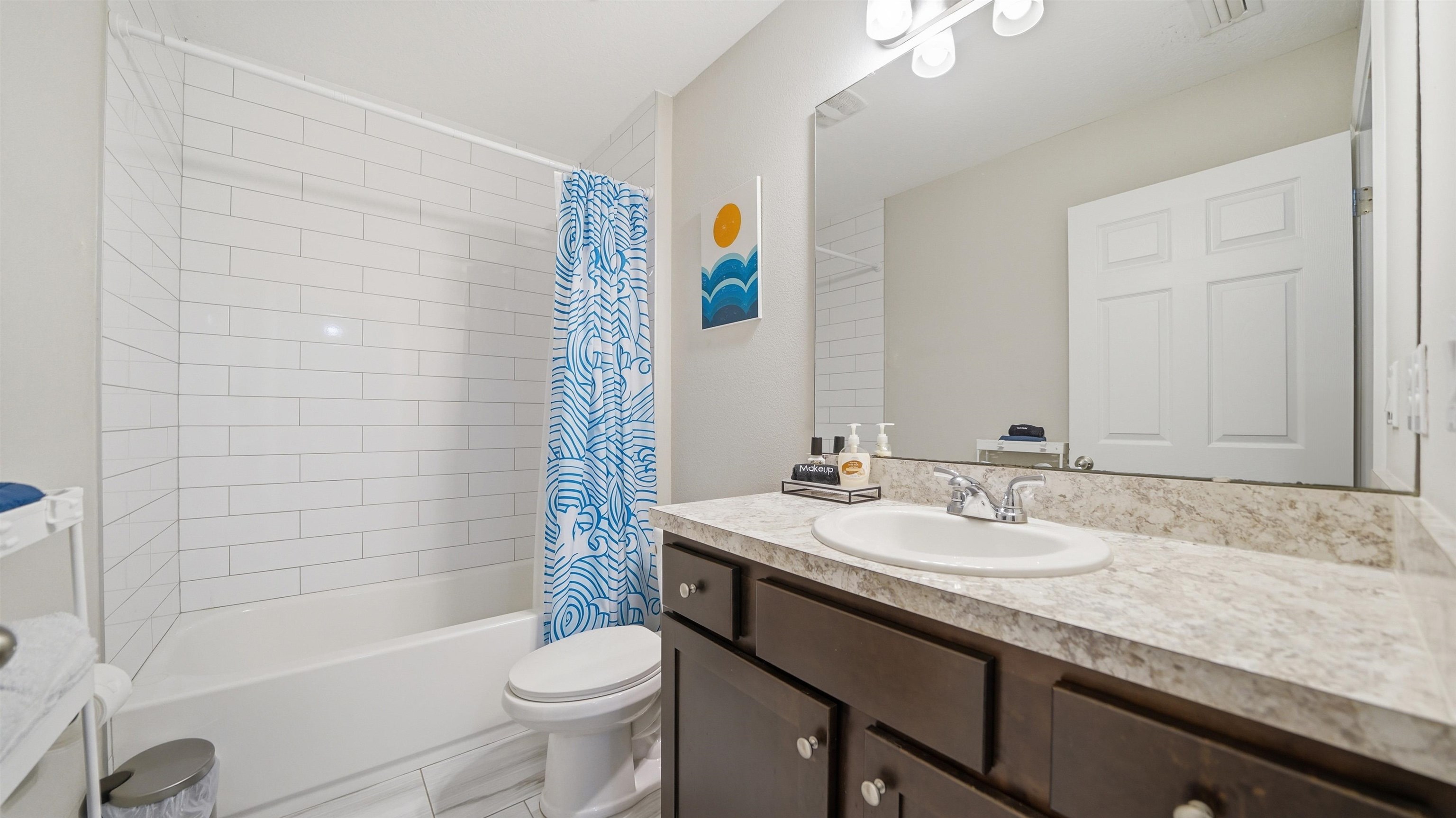 Image 28 of 50 For 241 Columbus St