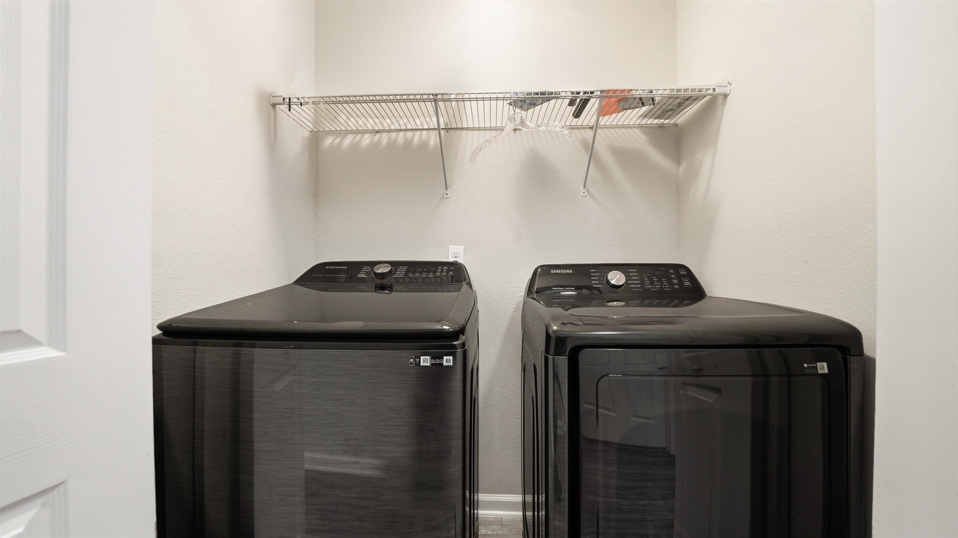 Image 33 of 50 For 241 Columbus St