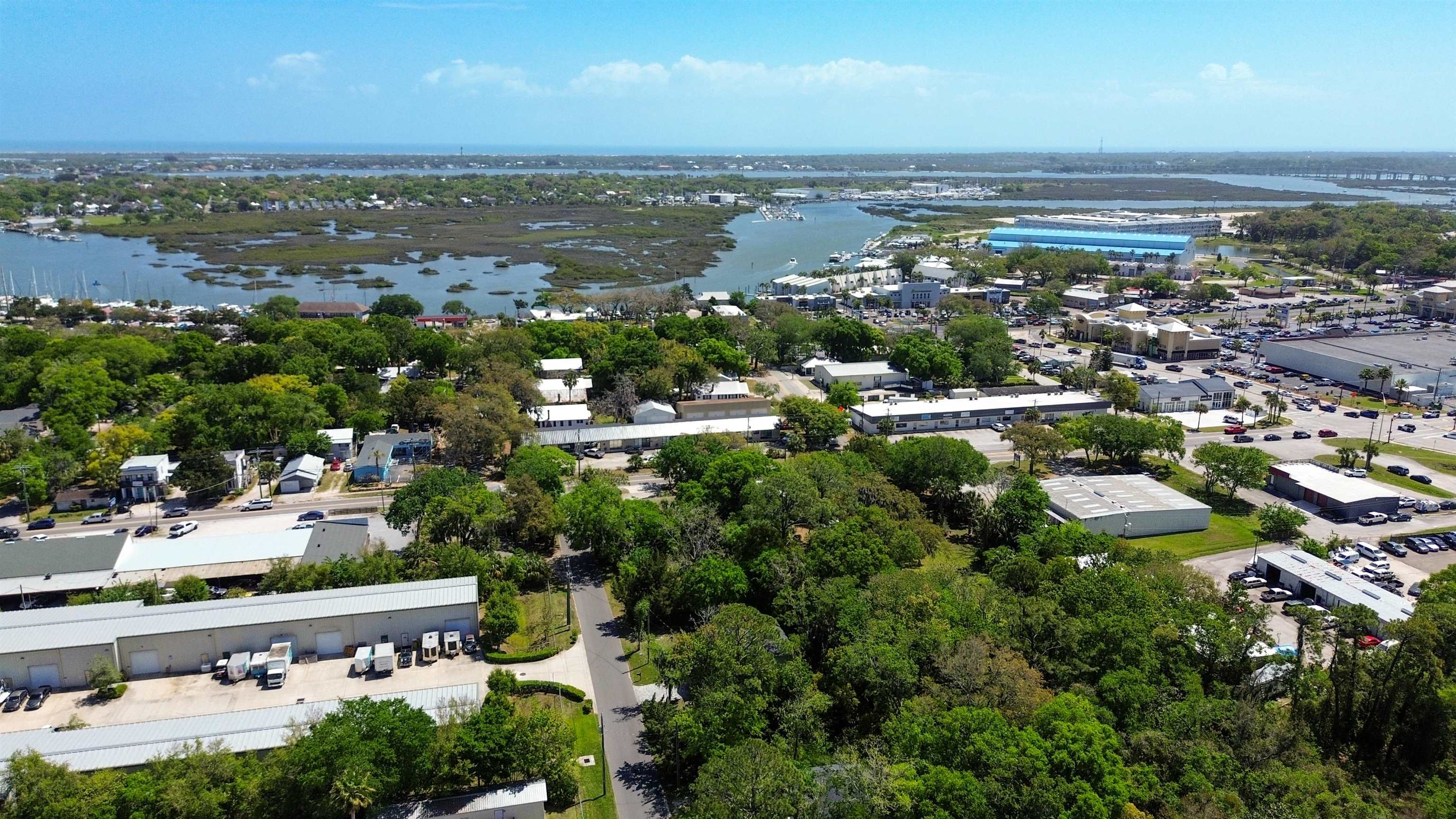 Image 45 of 50 For 241 Columbus St