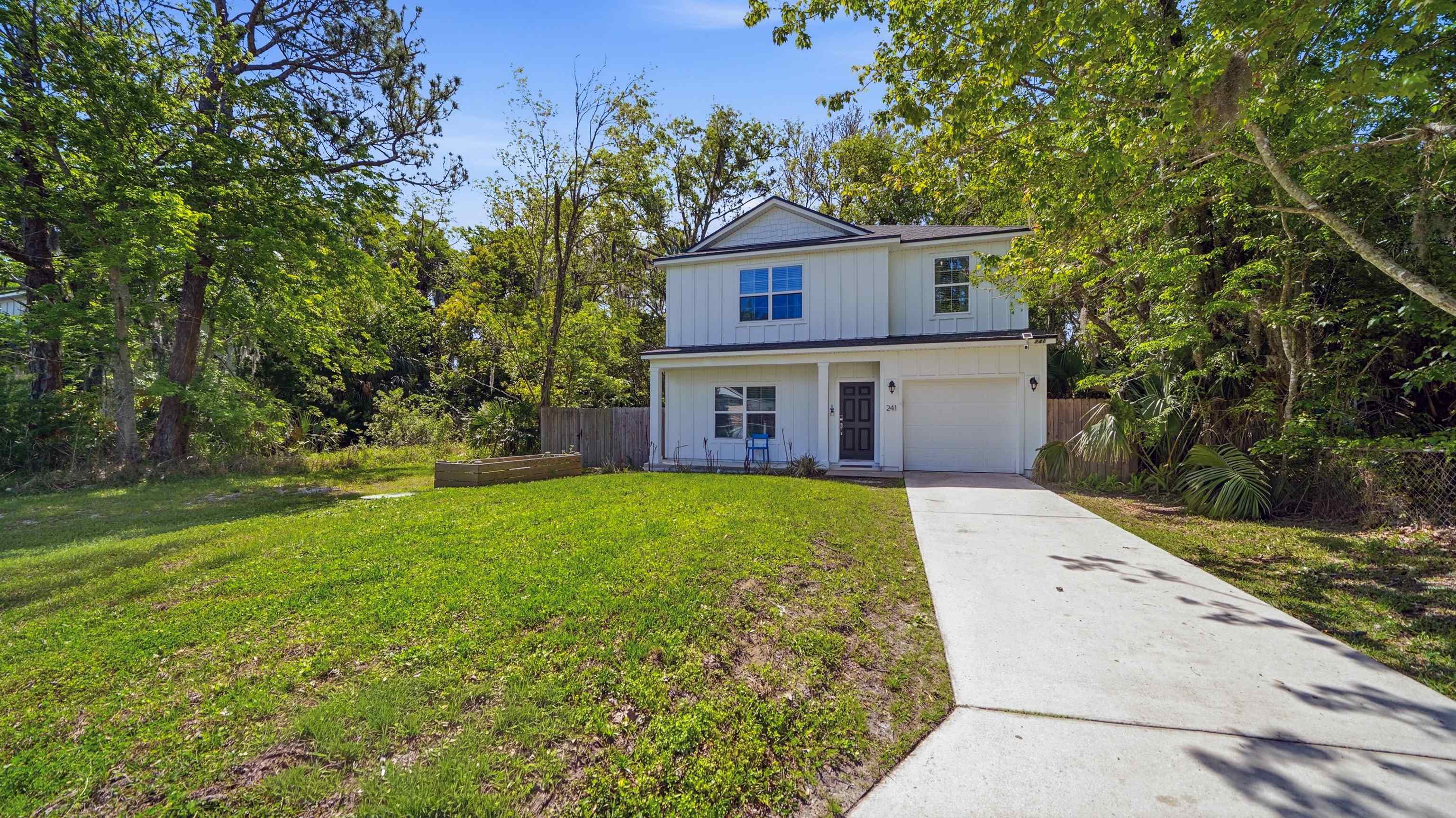 Image 46 of 50 For 241 Columbus St