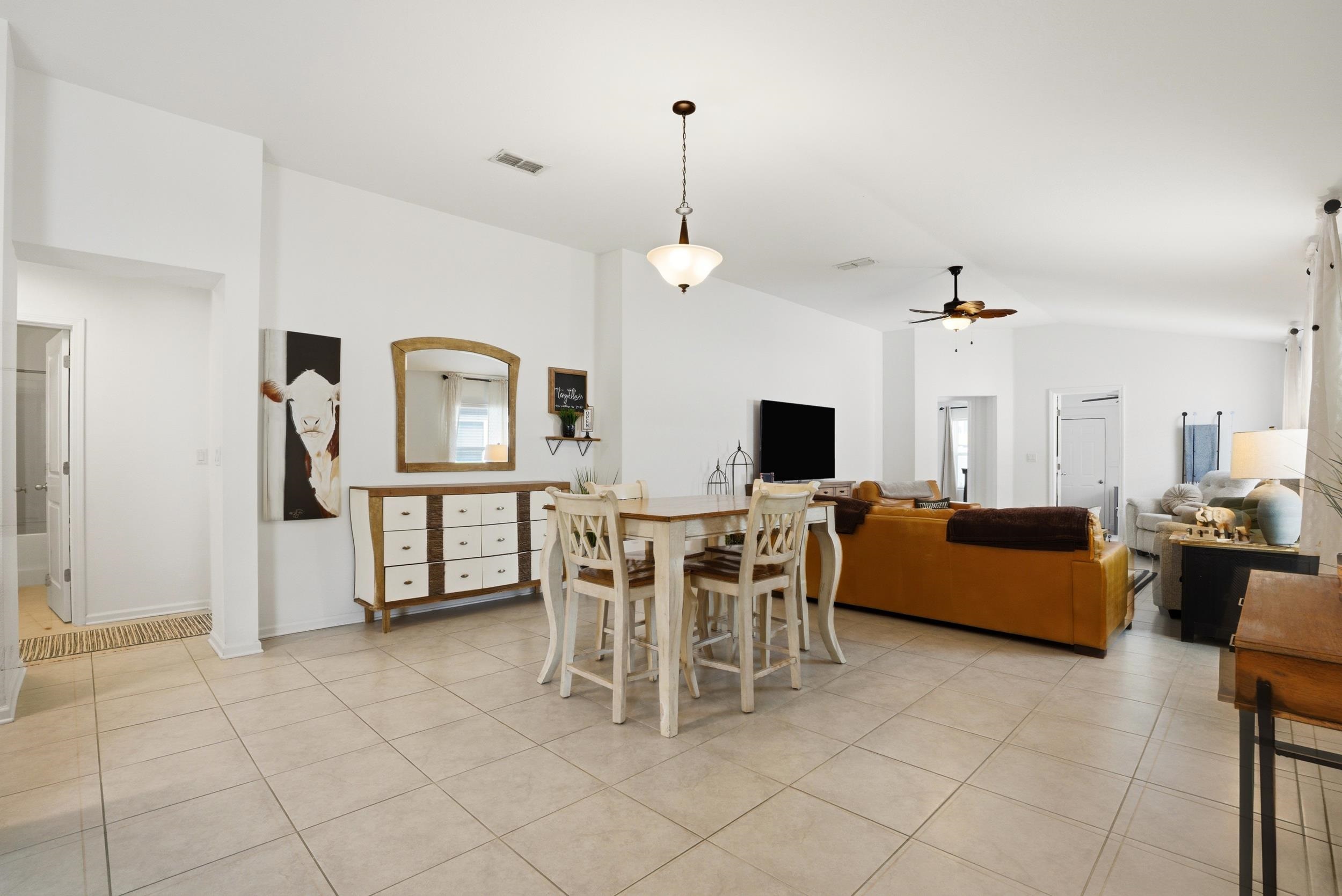 Image 13 of 38 For 52 Newland Ct