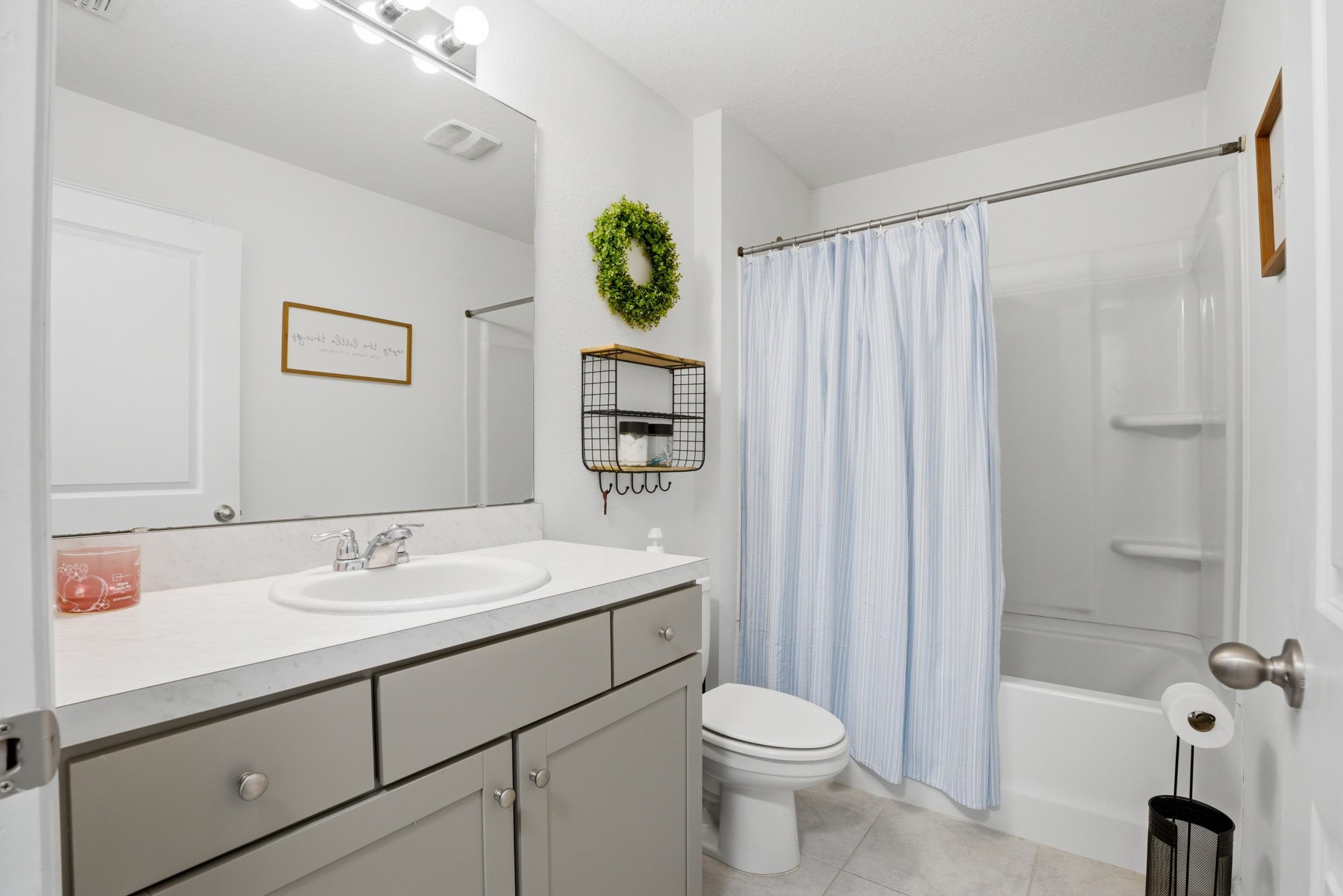 Image 28 of 38 For 52 Newland Ct